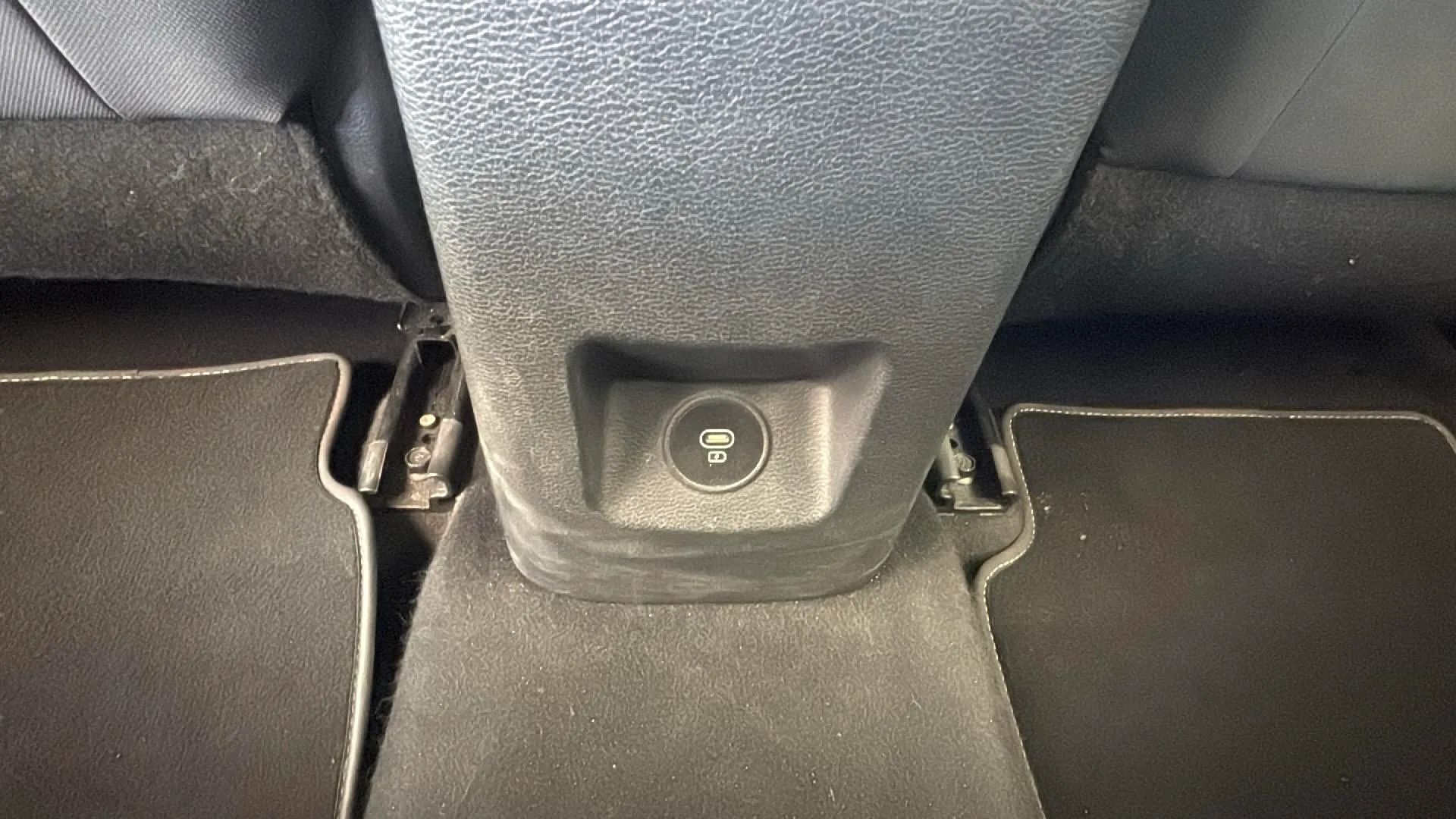 Kia Ceed 1.6 MHEV iMT Drive - foto 26