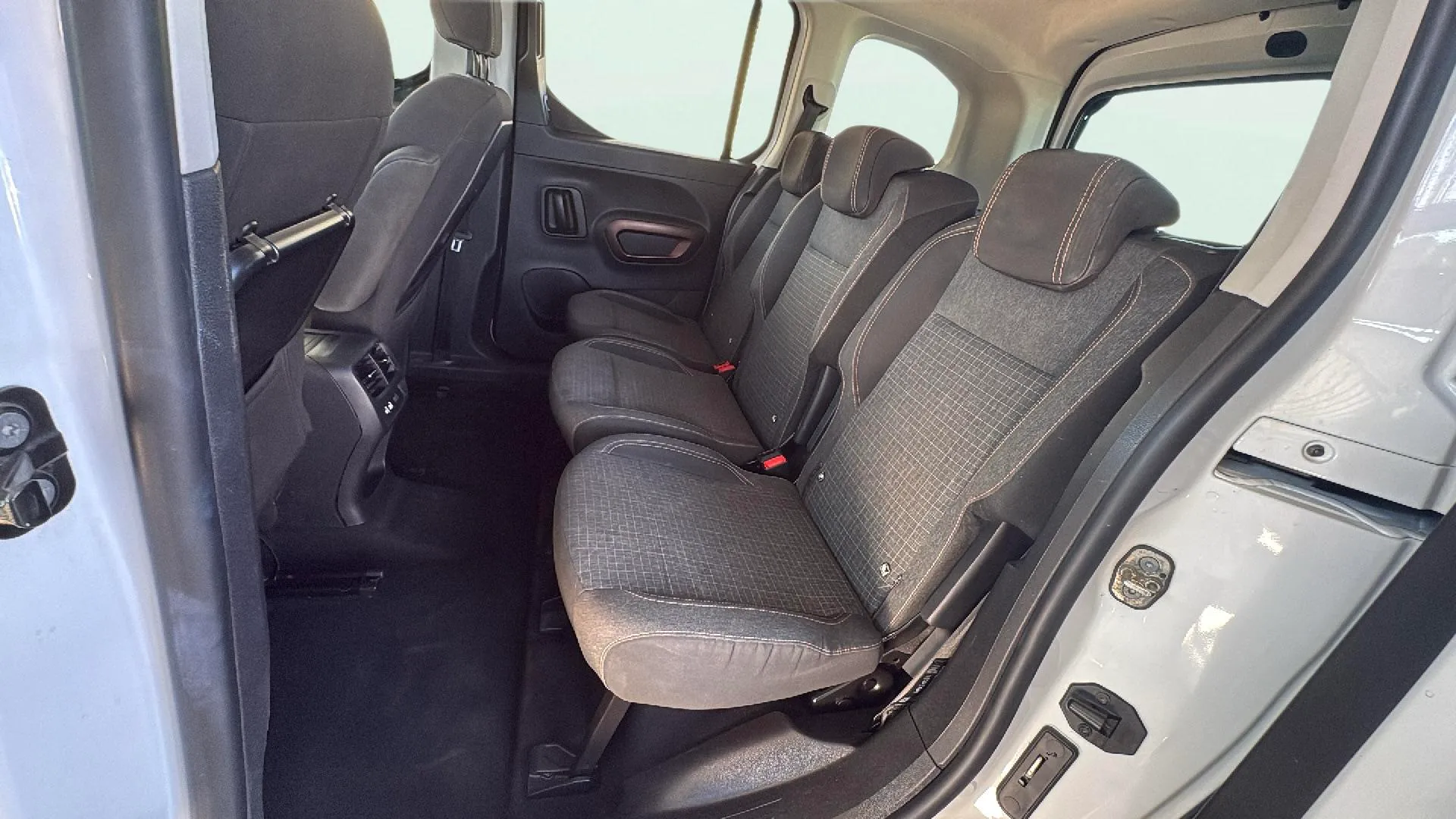 Peugeot Rifter GT Standard BlueHDi - foto 24