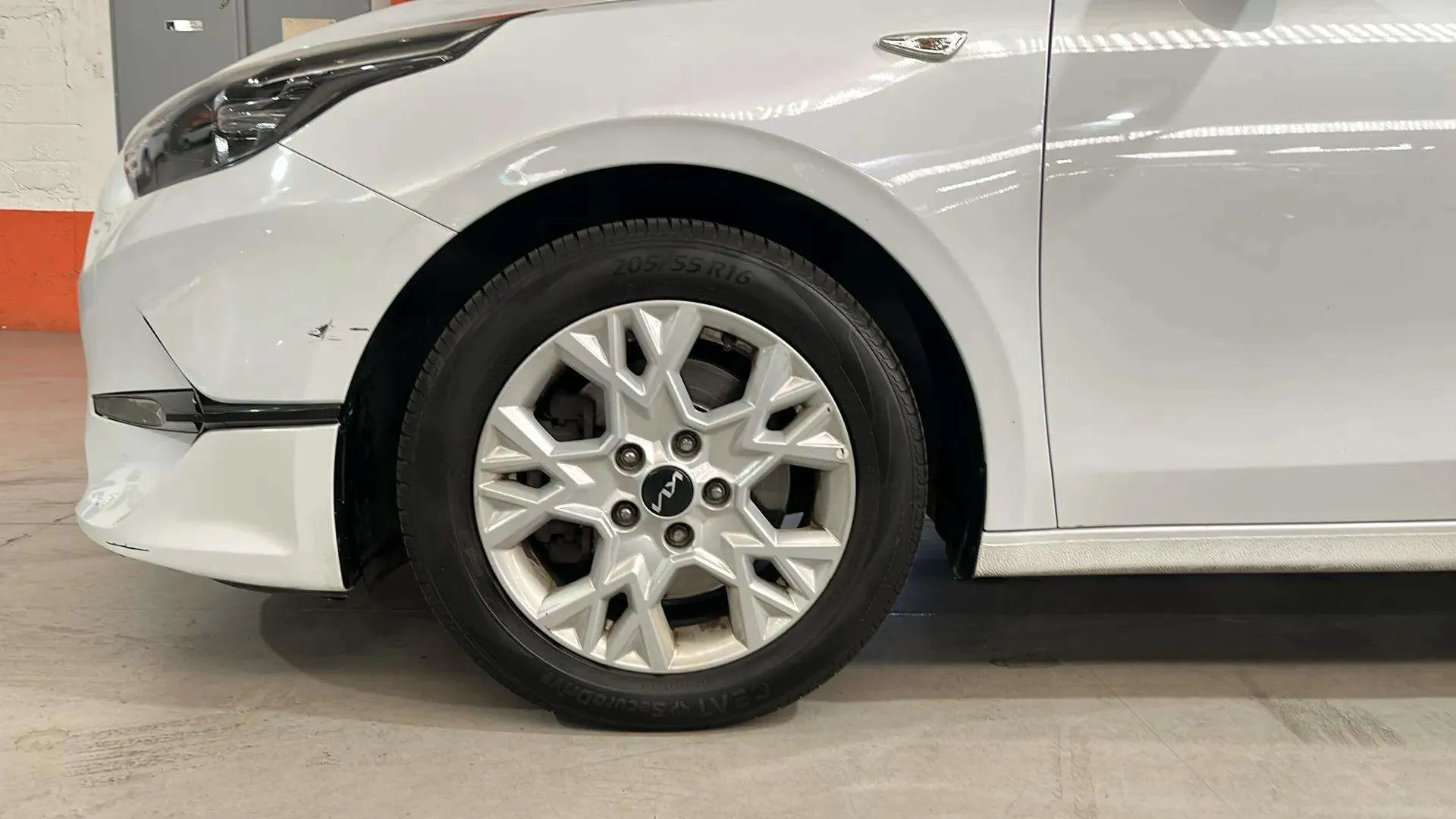 Kia Ceed 1.6 MHEV iMT Drive - foto 29