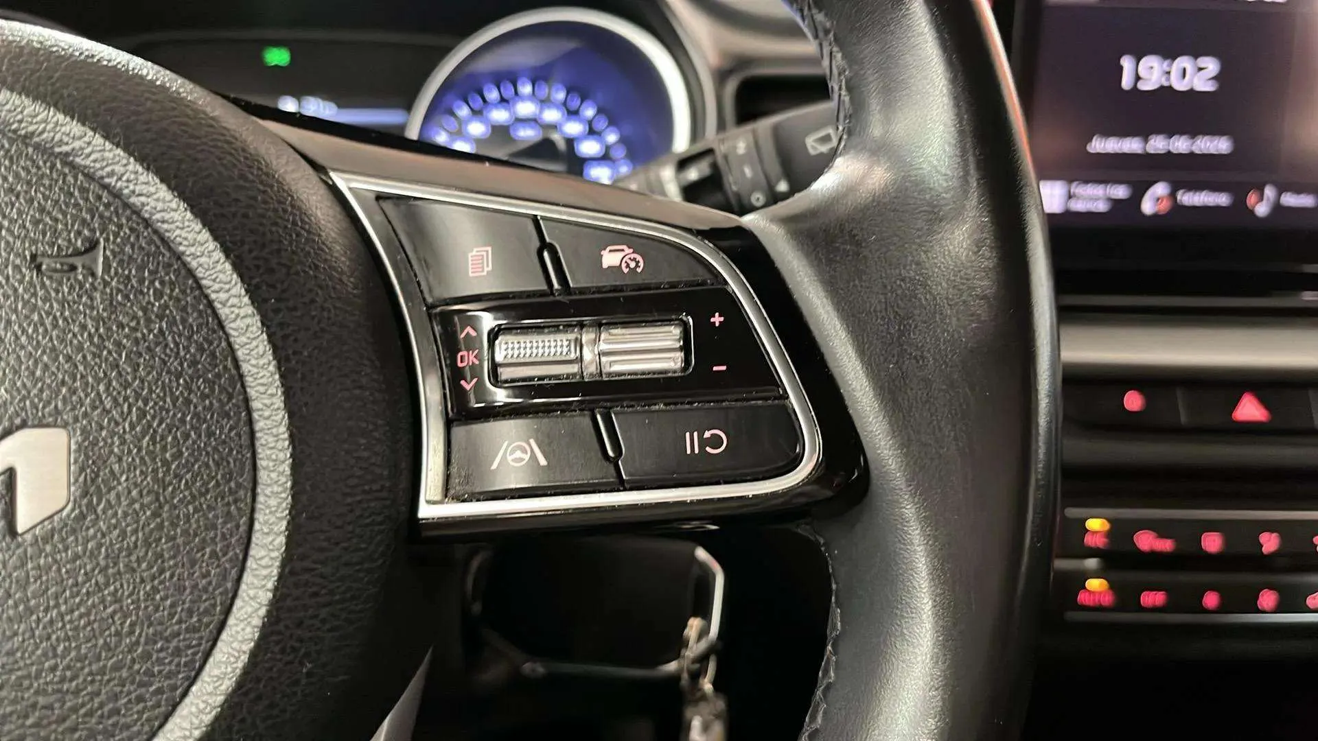 Kia Ceed 1.6 MHEV iMT Drive - foto 19