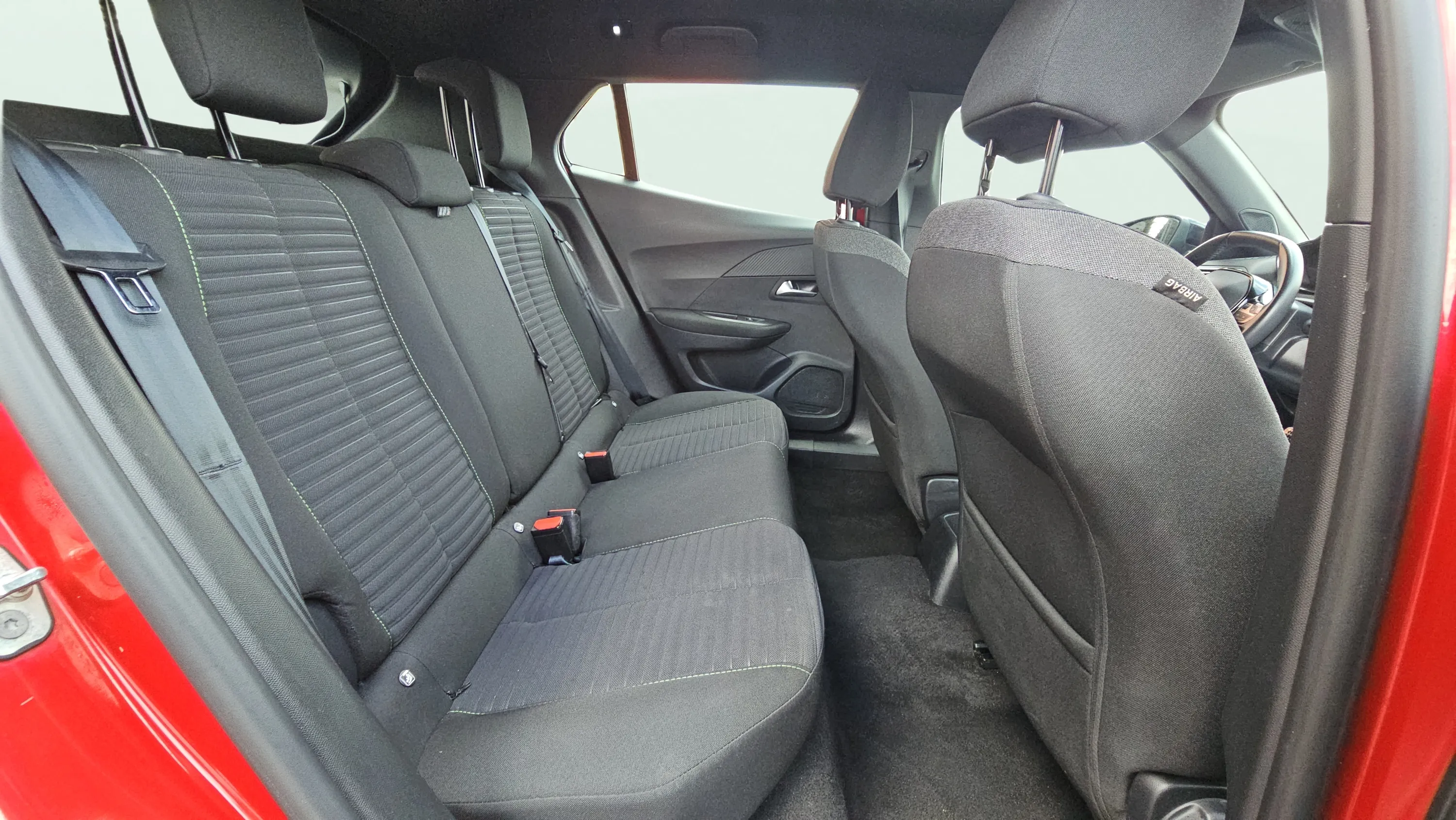 Peugeot 2008 Active PureTech 100 - foto 17