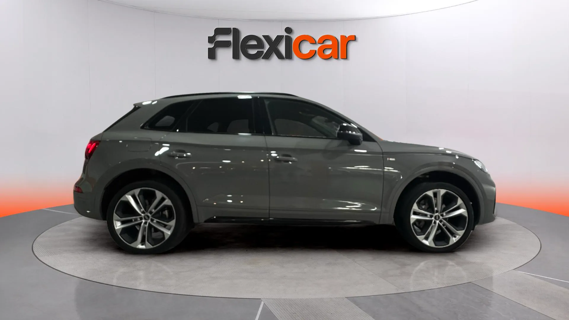 Audi Q5 Black line 40 TDI quattro-ultra - foto 8