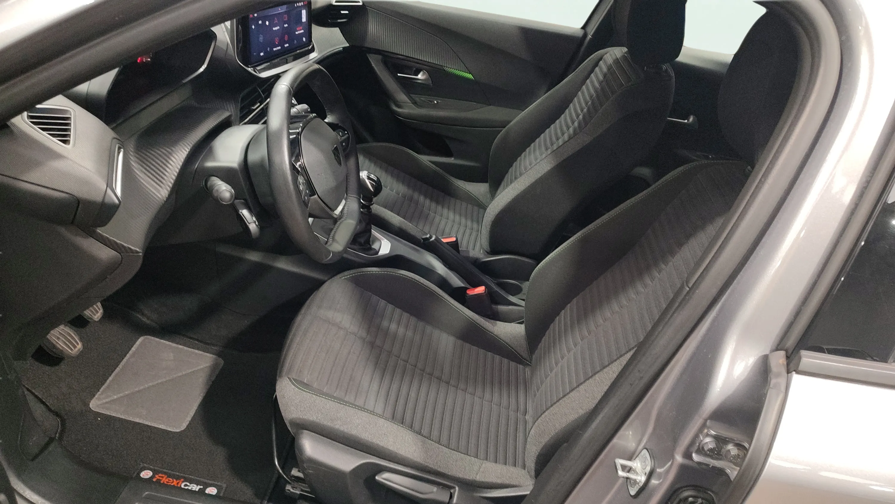 Peugeot 2008 Active Pack PureTech 100 - foto 18