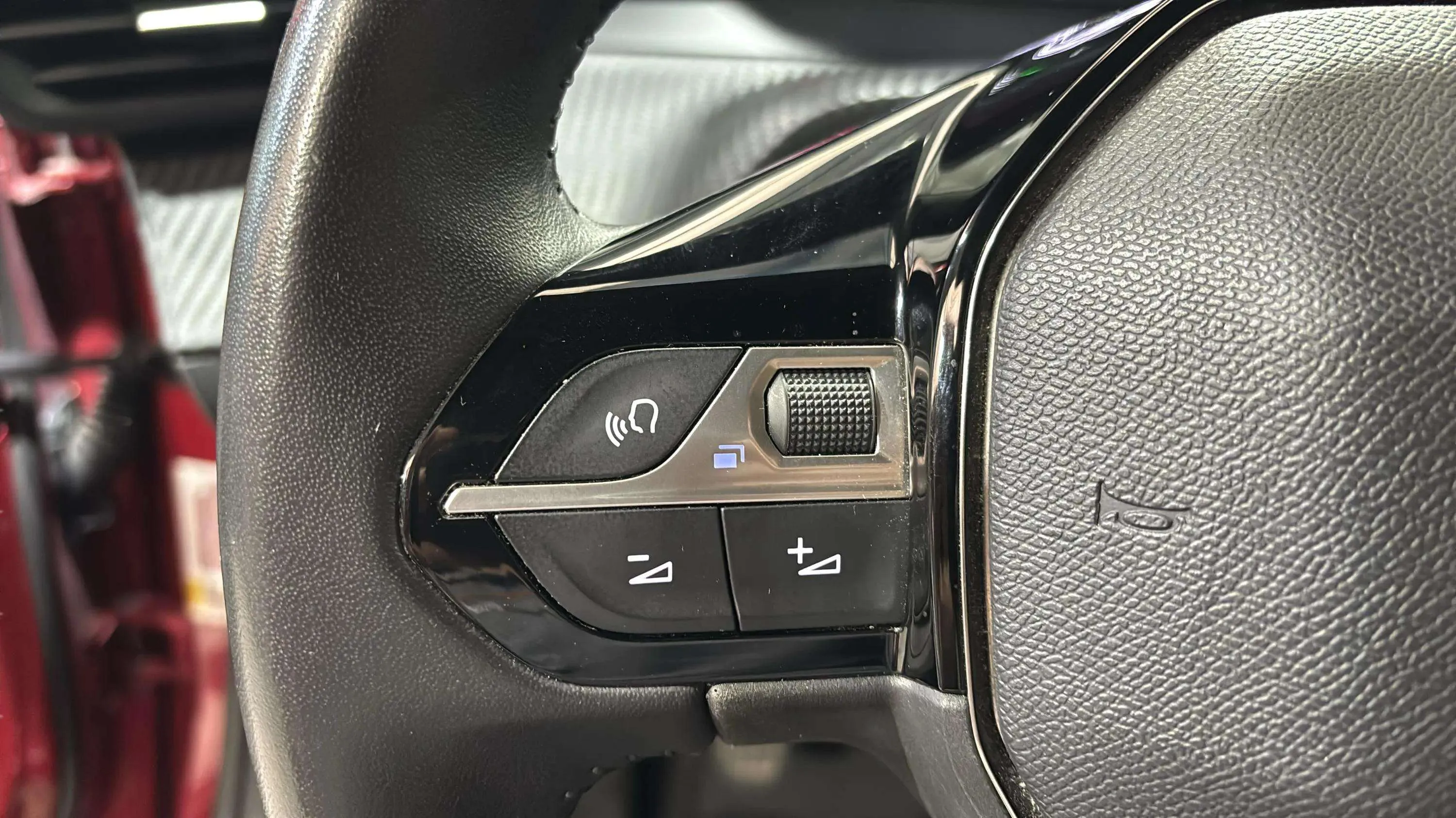 Peugeot 2008 Active Pack PureTech 100 - foto 12