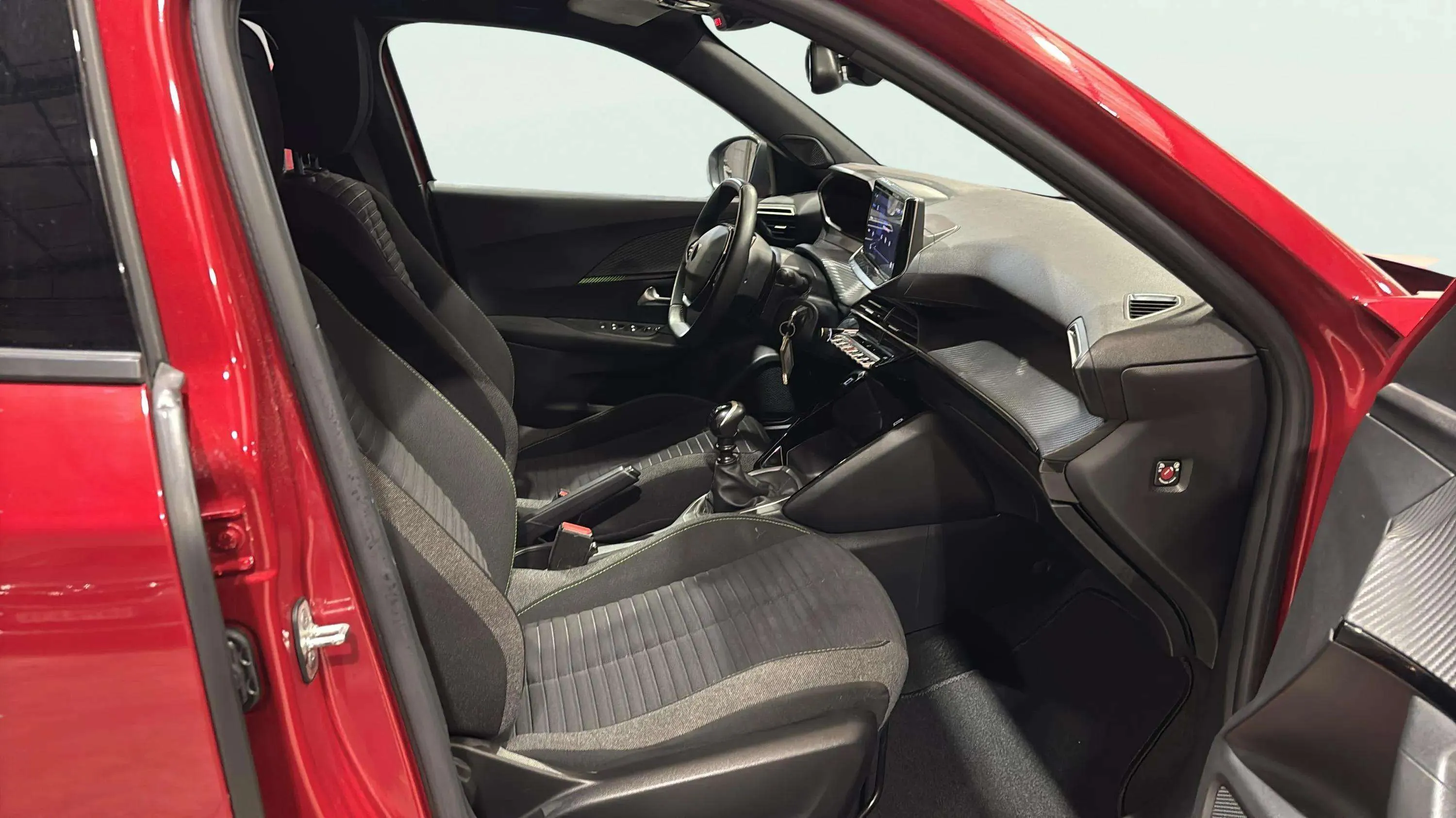 Peugeot 2008 Active Pack PureTech 100 - foto 20