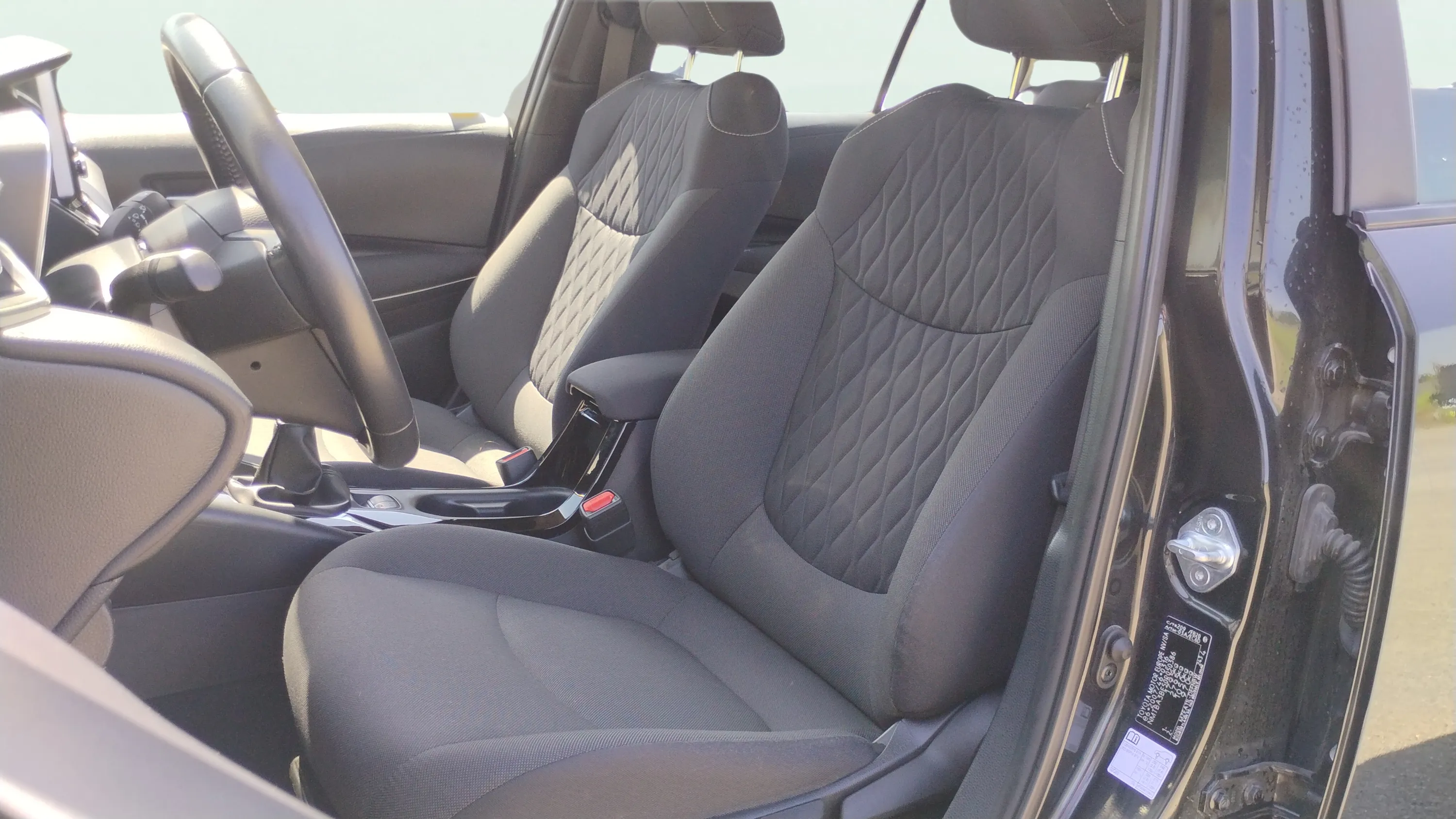 Toyota Corolla 140H Active Plus - foto 16