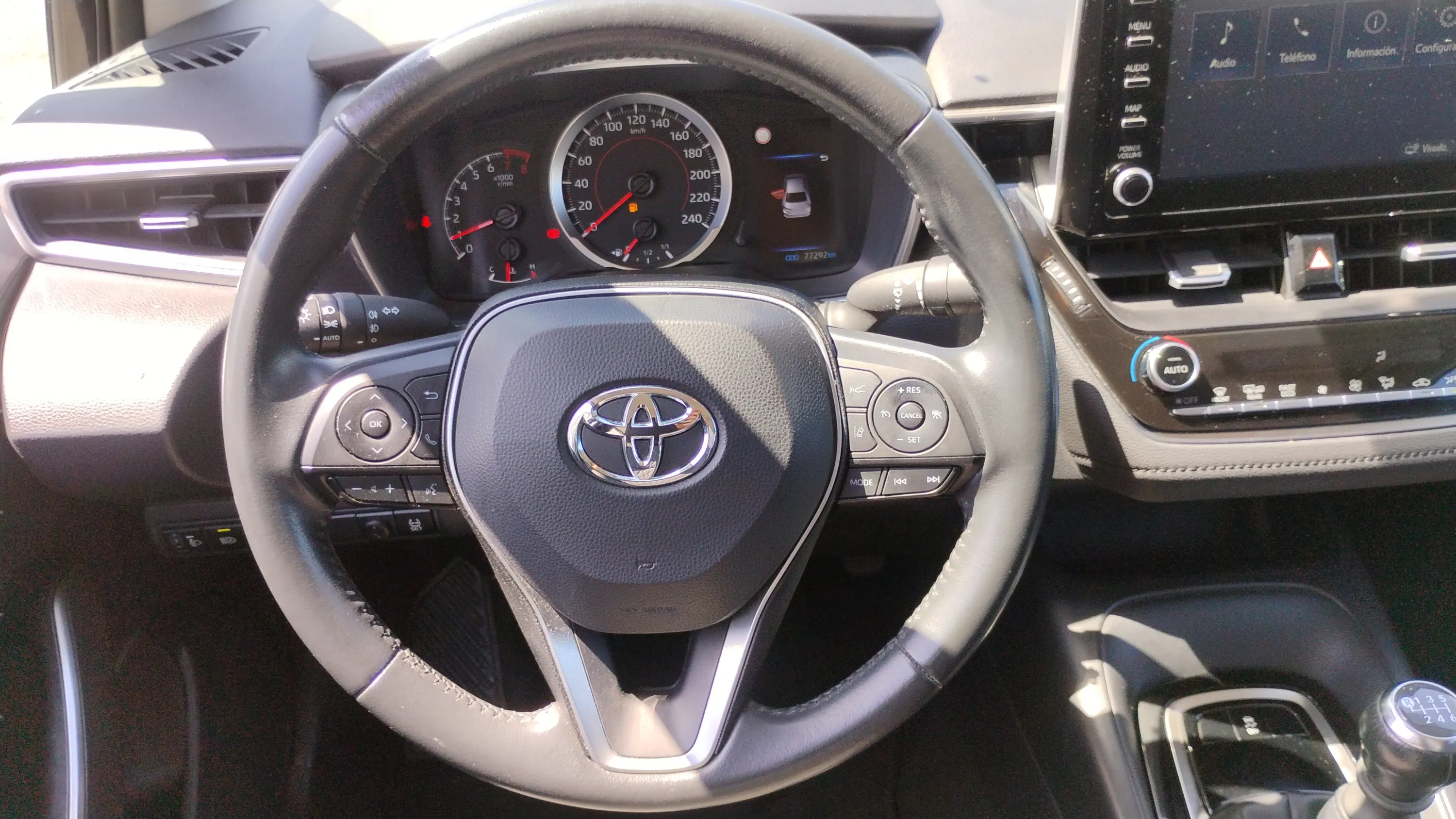 Toyota Corolla 140H Active Plus - foto 10