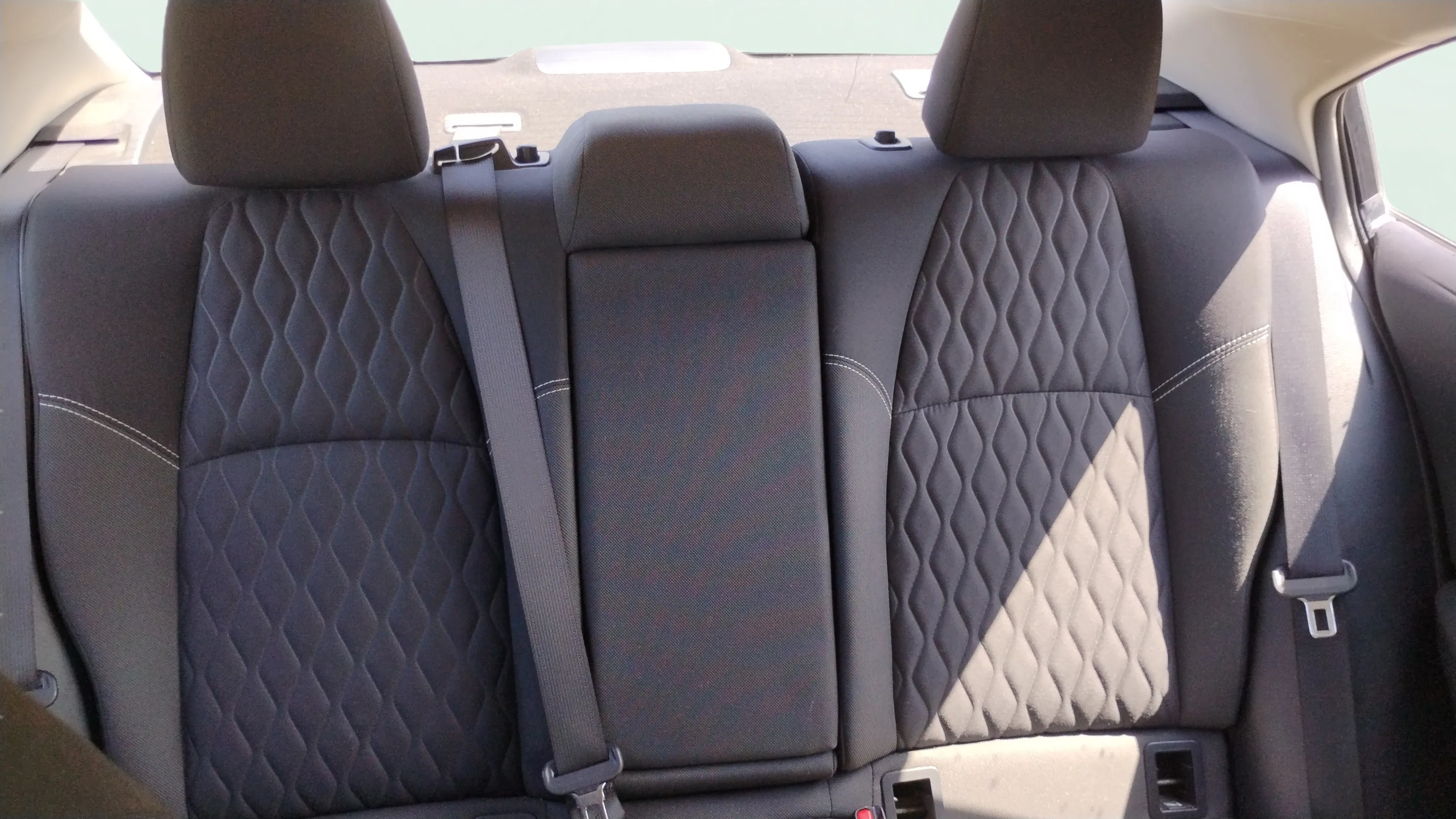 Toyota Corolla 140H Active Plus - foto 18