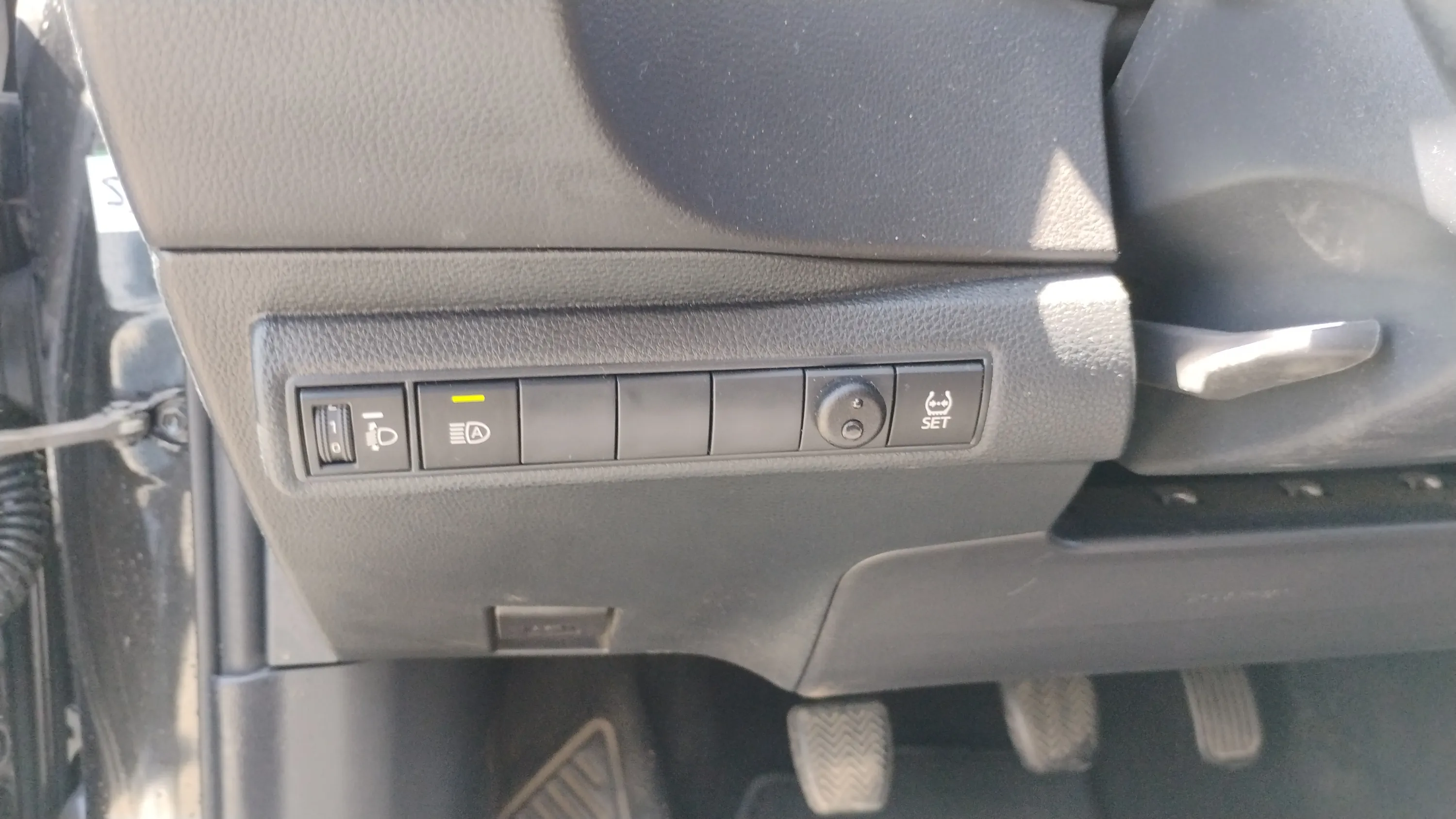 Toyota Corolla 140H Active Plus - foto 22