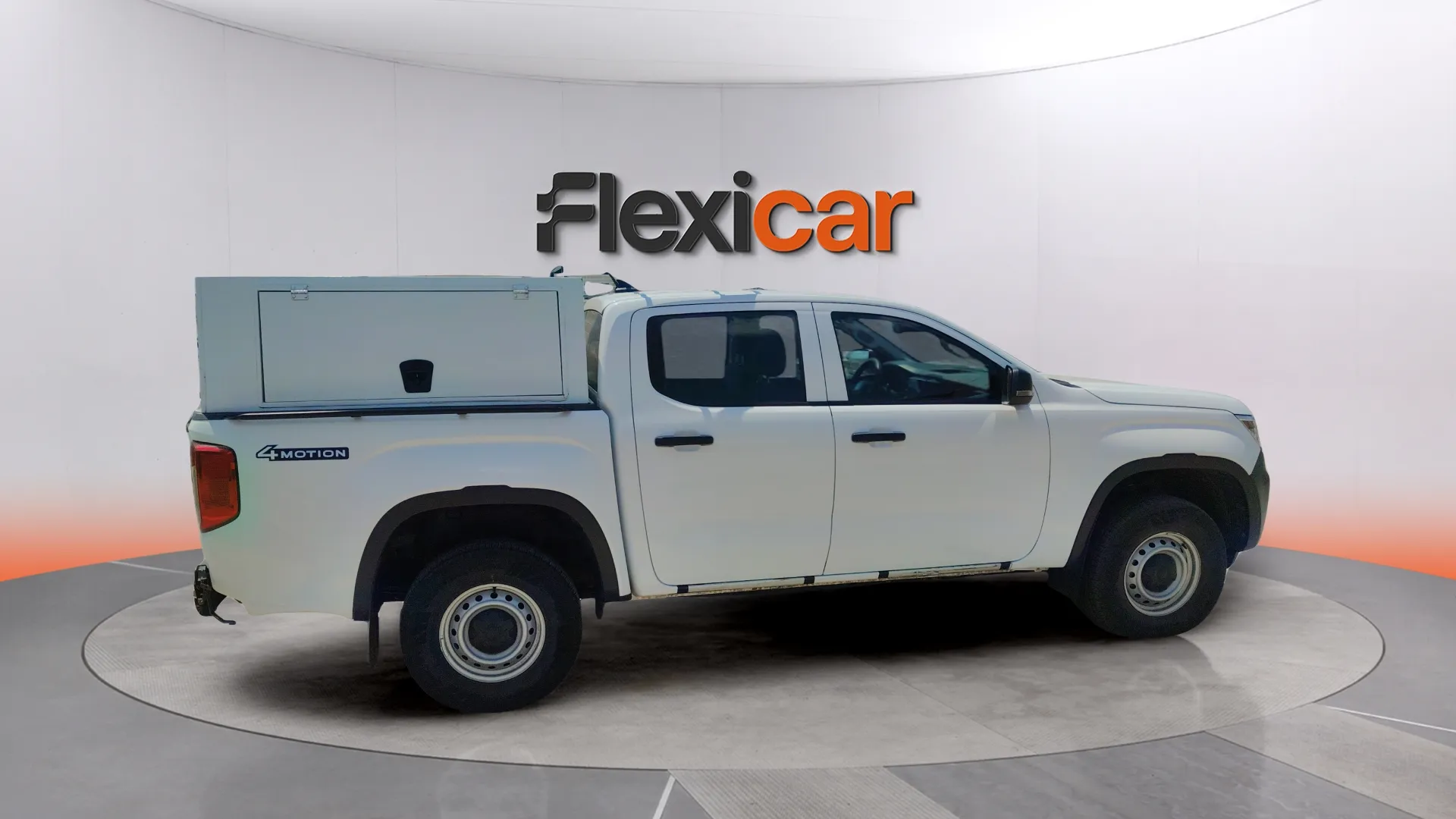 Volkswagen Amarok Cabina doble V4 2.0 TDI - foto 8
