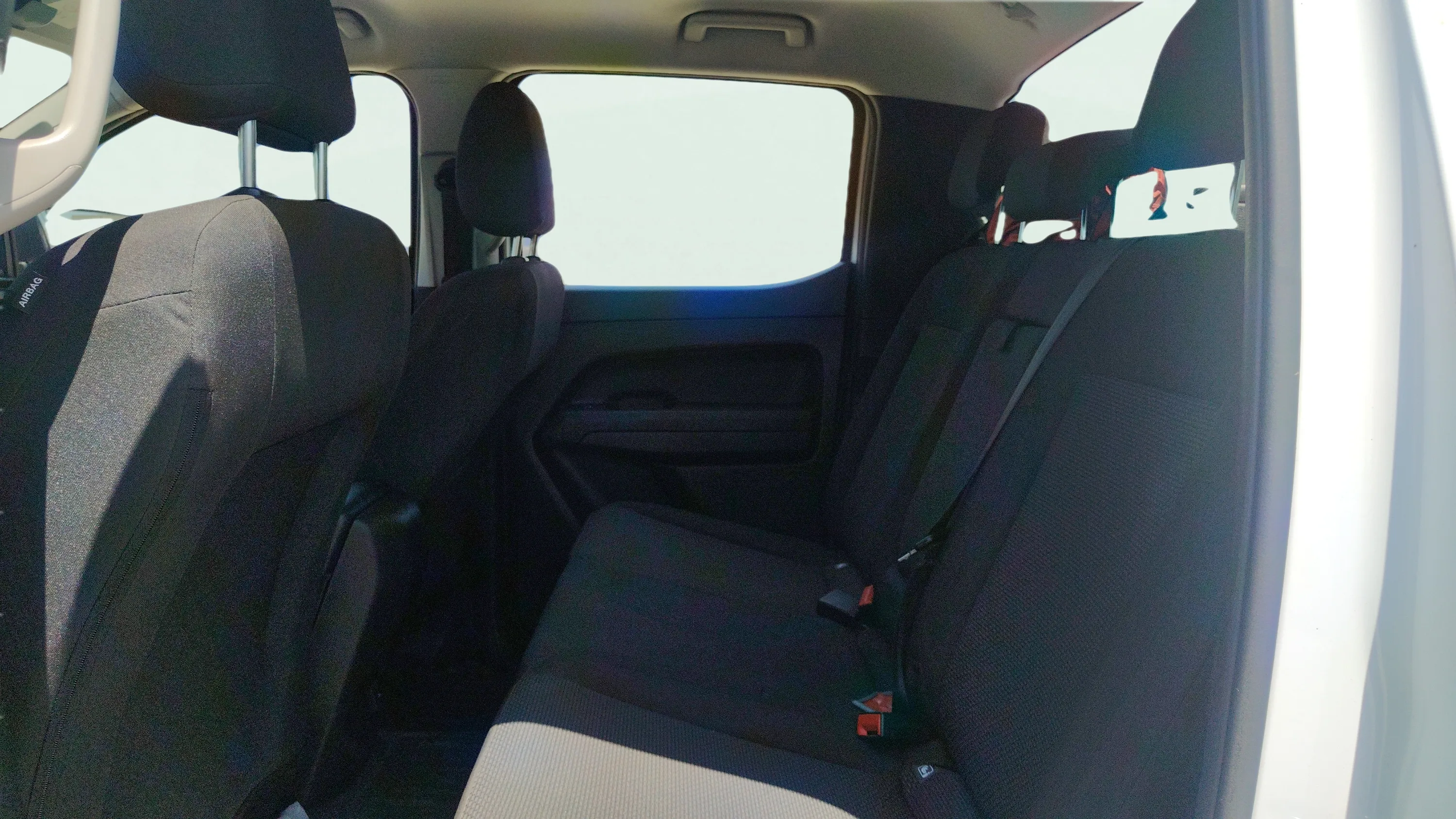 Volkswagen Amarok Cabina doble V4 2.0 TDI - foto 14