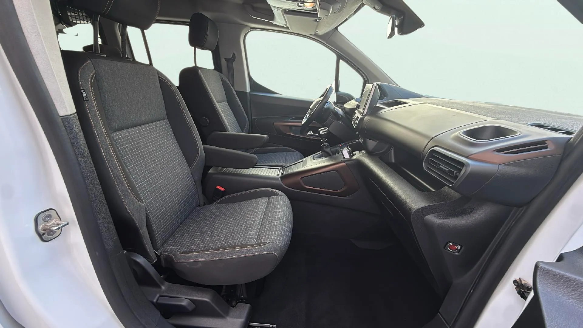 Peugeot Rifter Allure Standard BlueHDi - foto 18