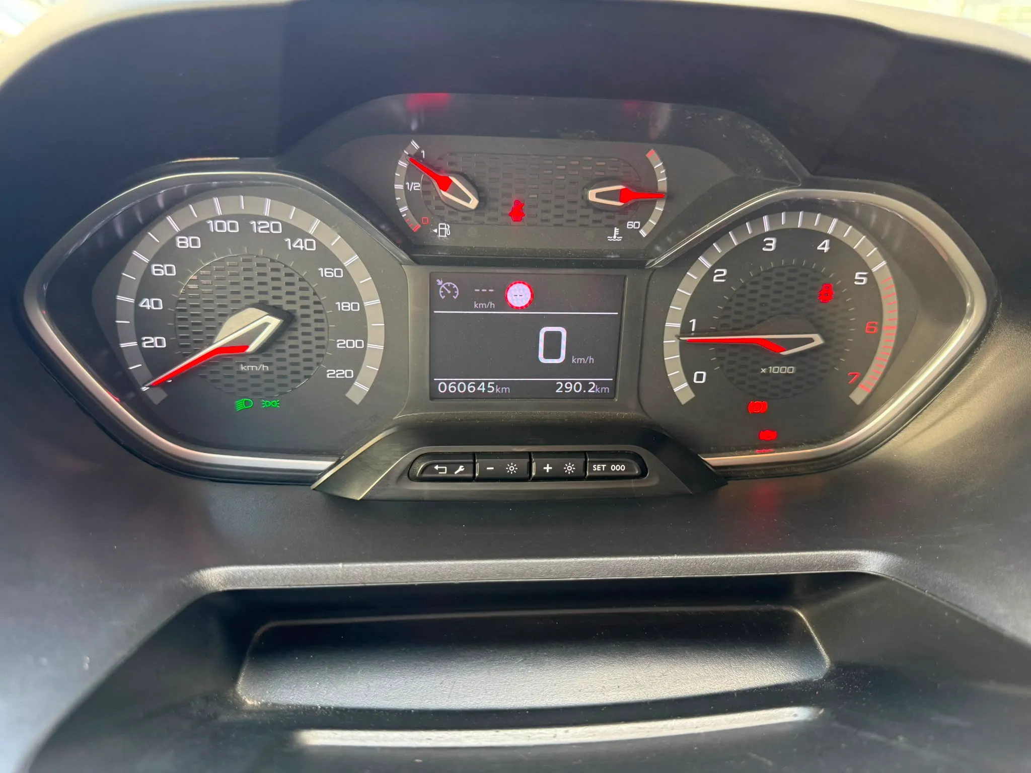 Peugeot Rifter Allure Standard BlueHDi - foto 14