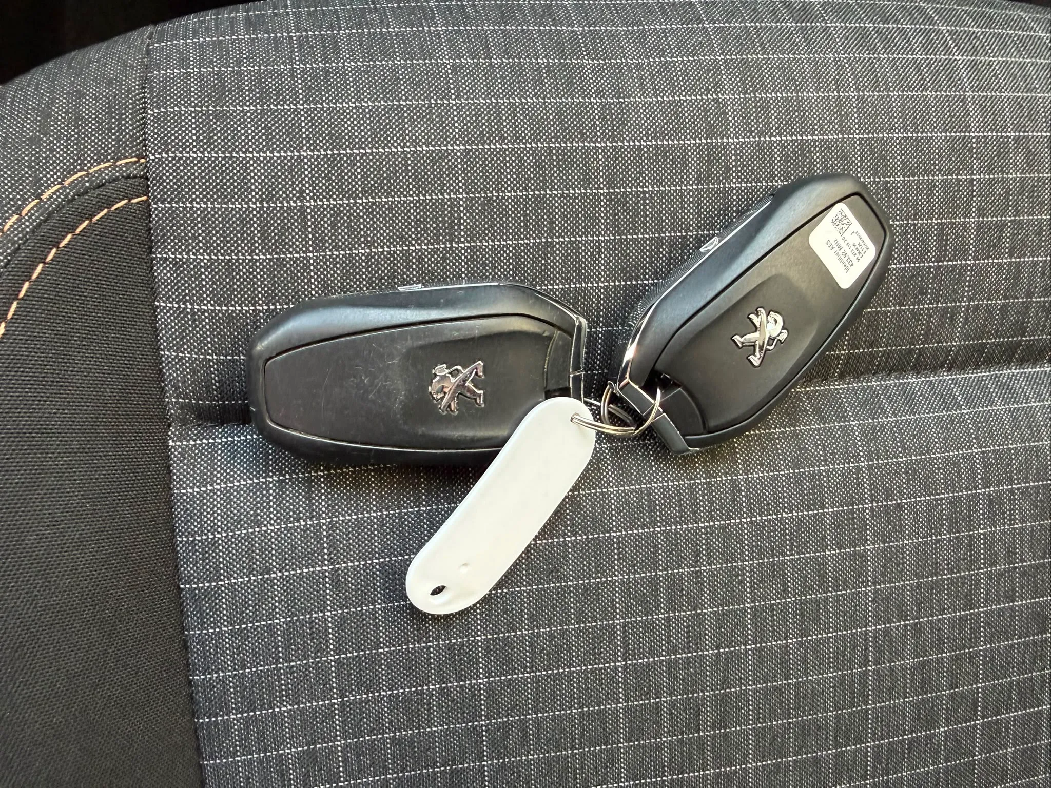 Peugeot Rifter Allure Standard BlueHDi - foto 22
