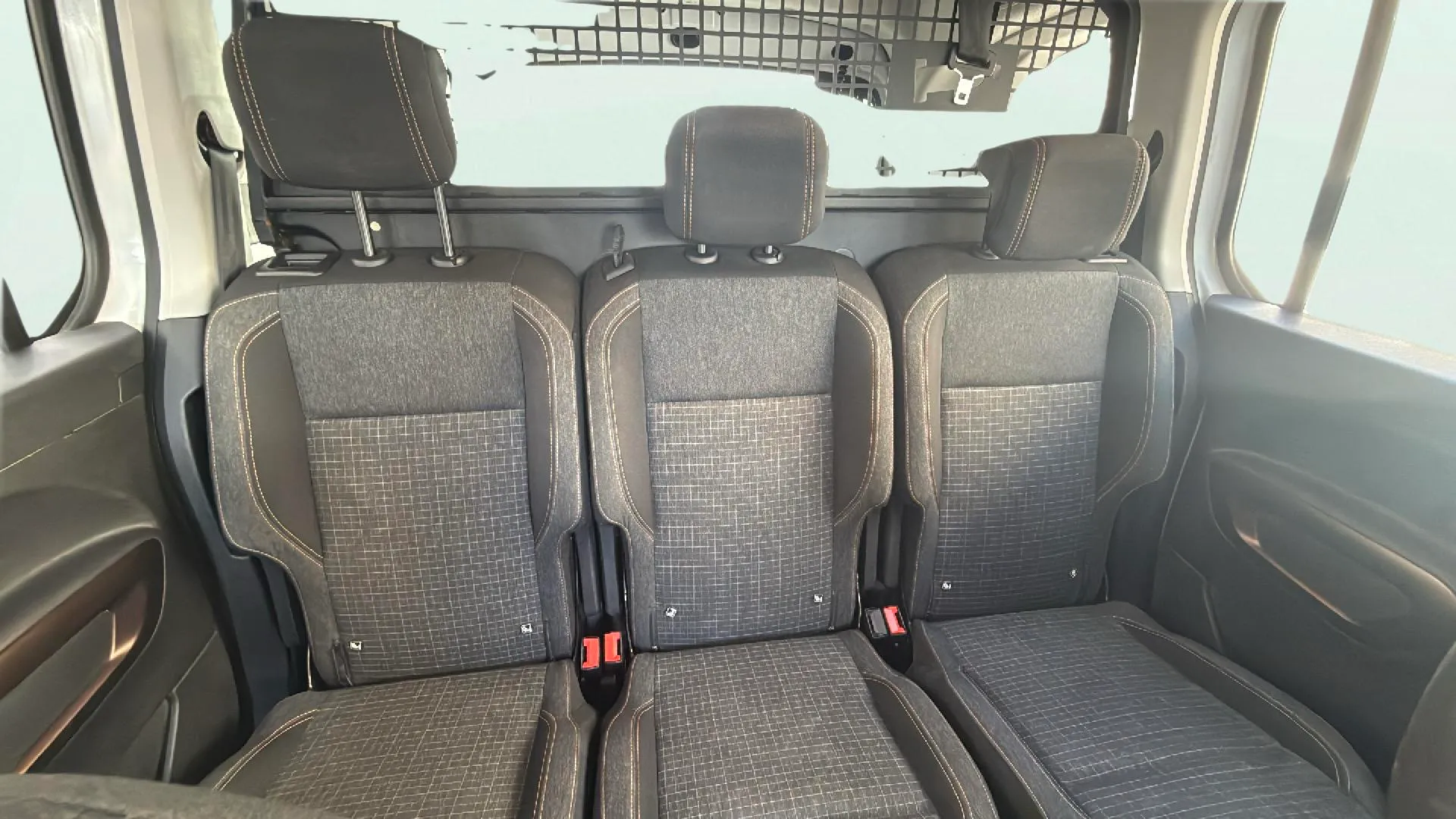 Peugeot Rifter Allure Standard BlueHDi - foto 19