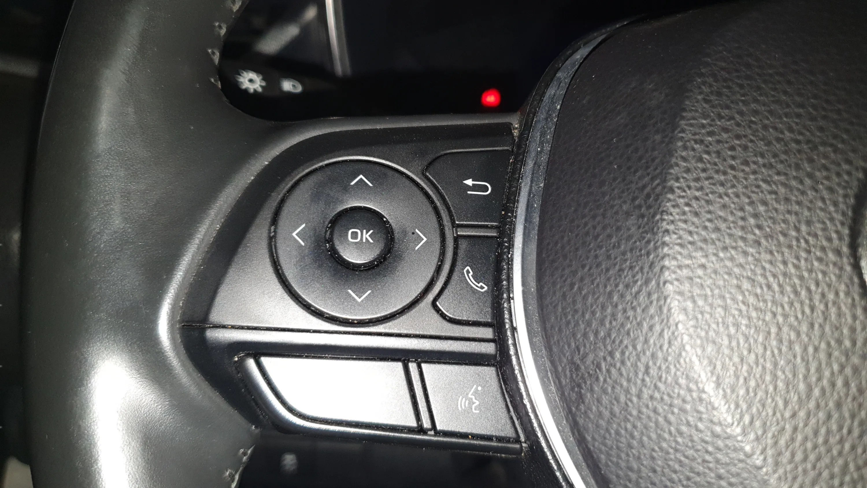 Toyota Corolla 2.0 180H GR-Sport E-CVT - foto 14