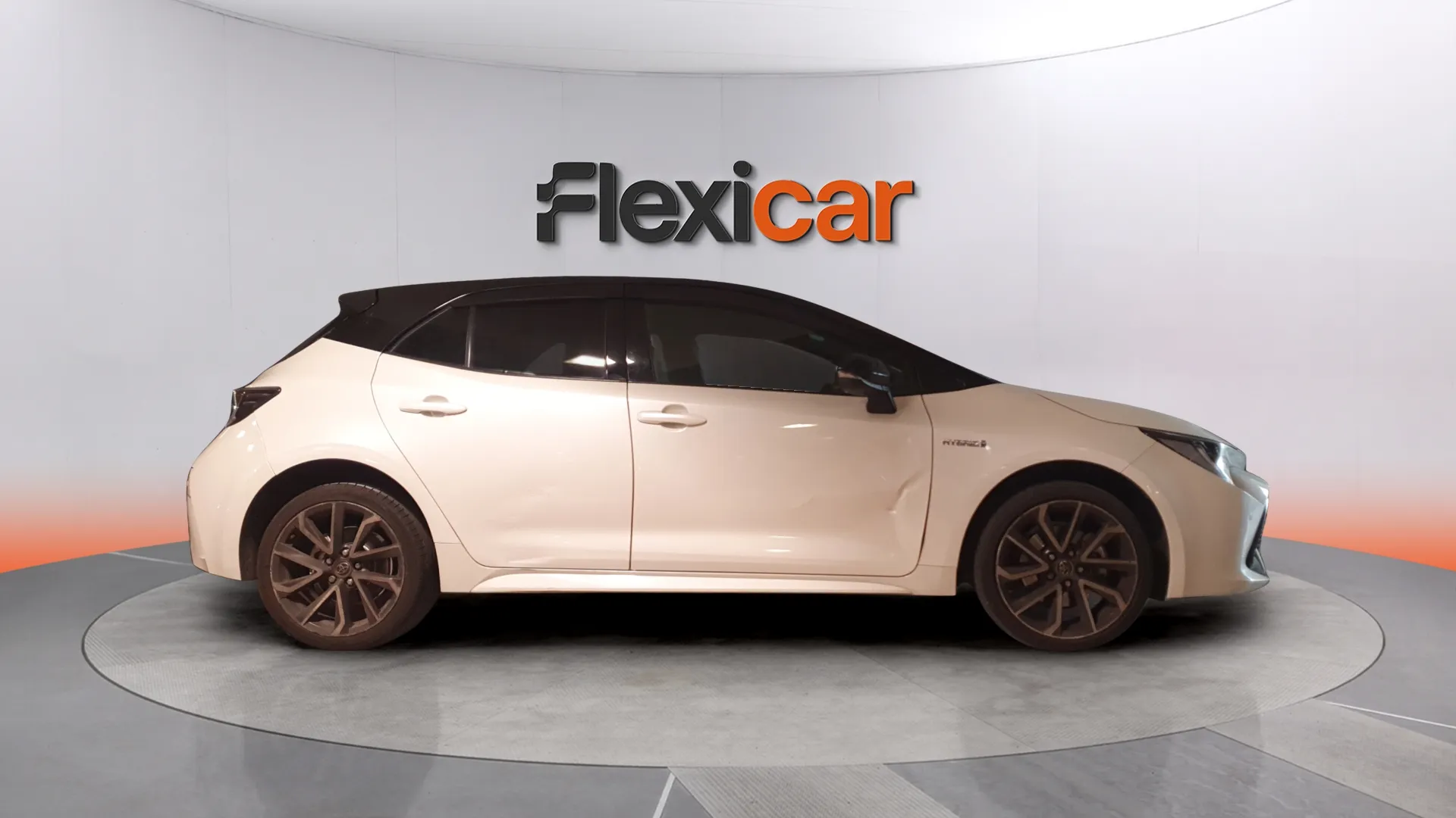 Toyota Corolla 2.0 180H GR-Sport E-CVT - foto 3