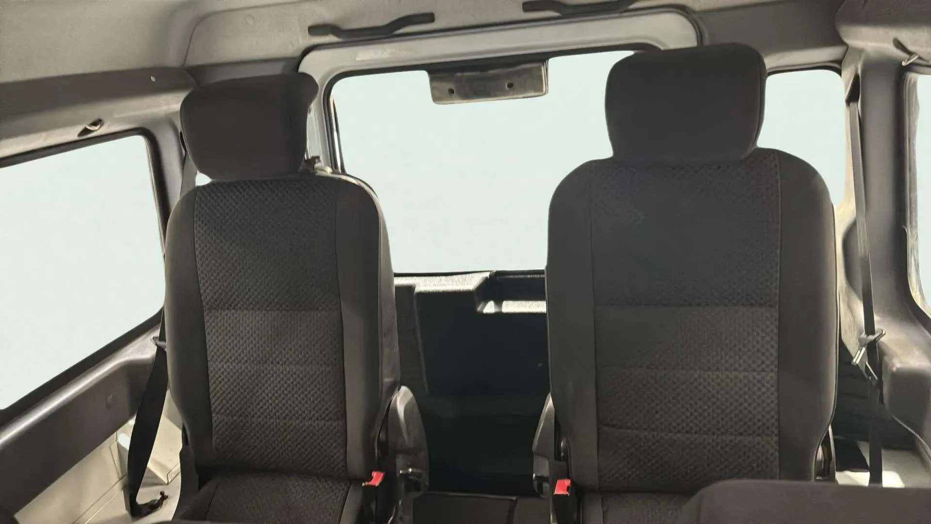 Land Rover Defender 110 SW E - foto 21