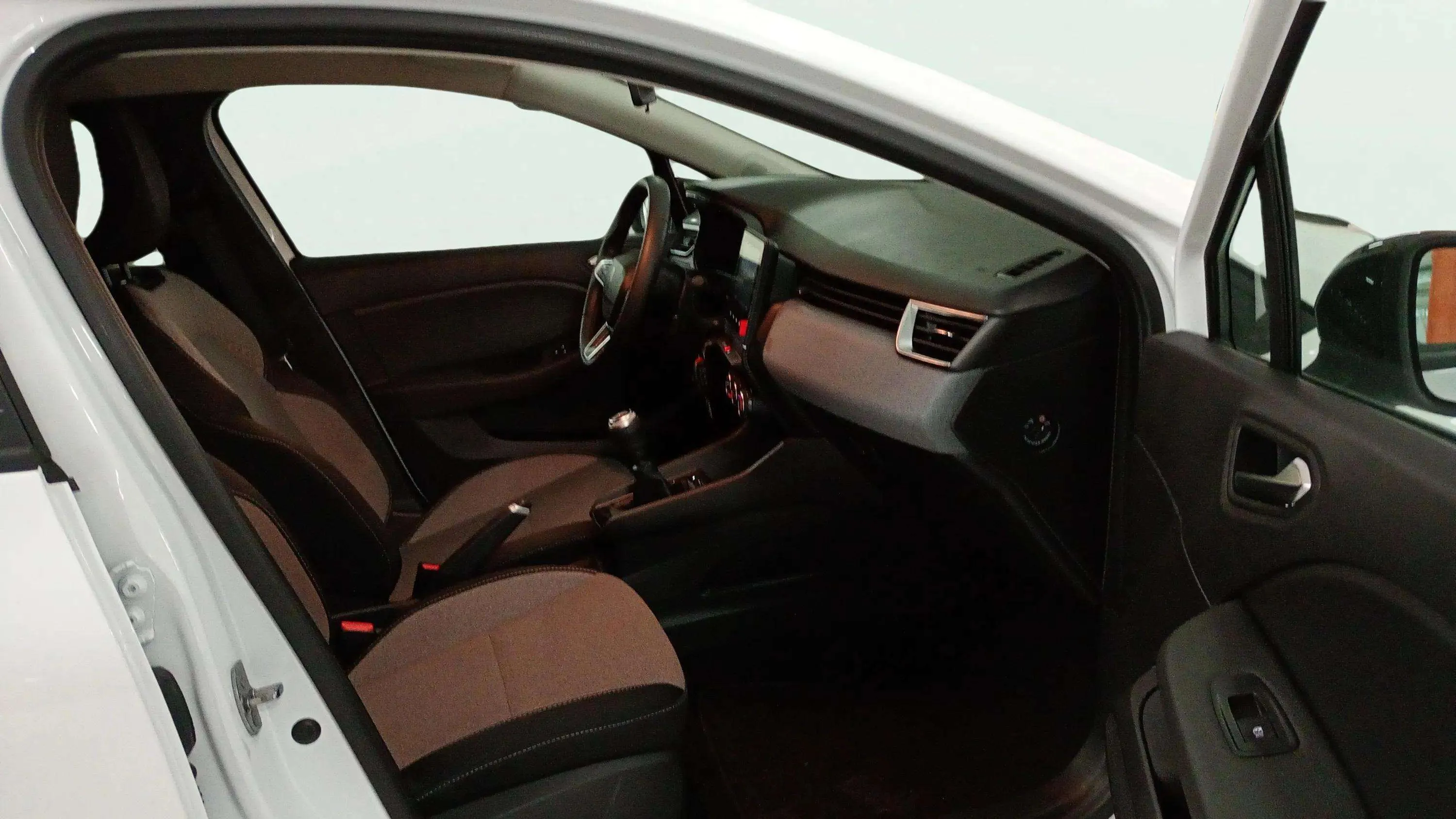Renault Clio Evolution dCi 100 - foto 12
