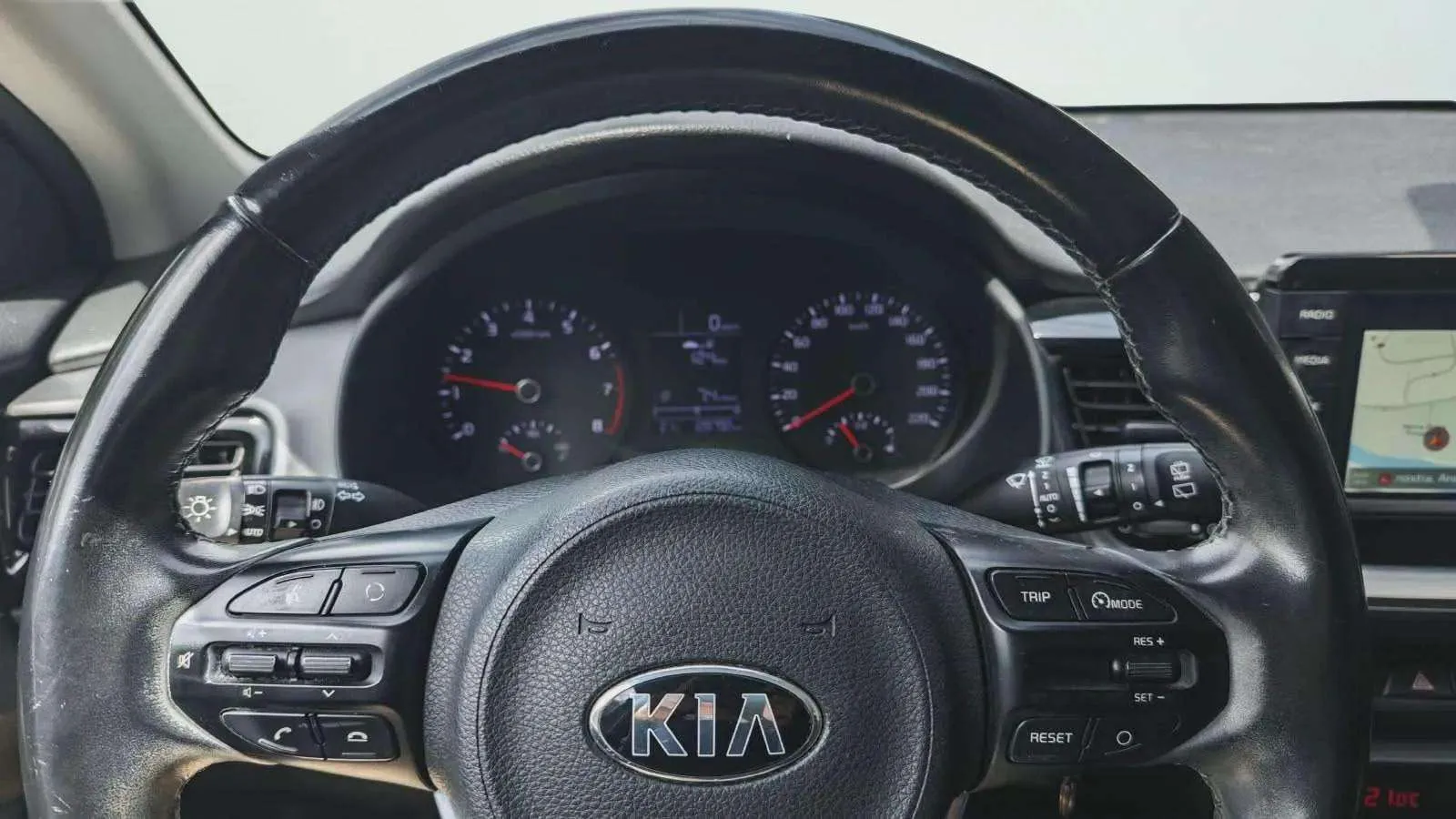 Kia Stonic 1.0 T-GDi Business Eco-Dyn - foto 12