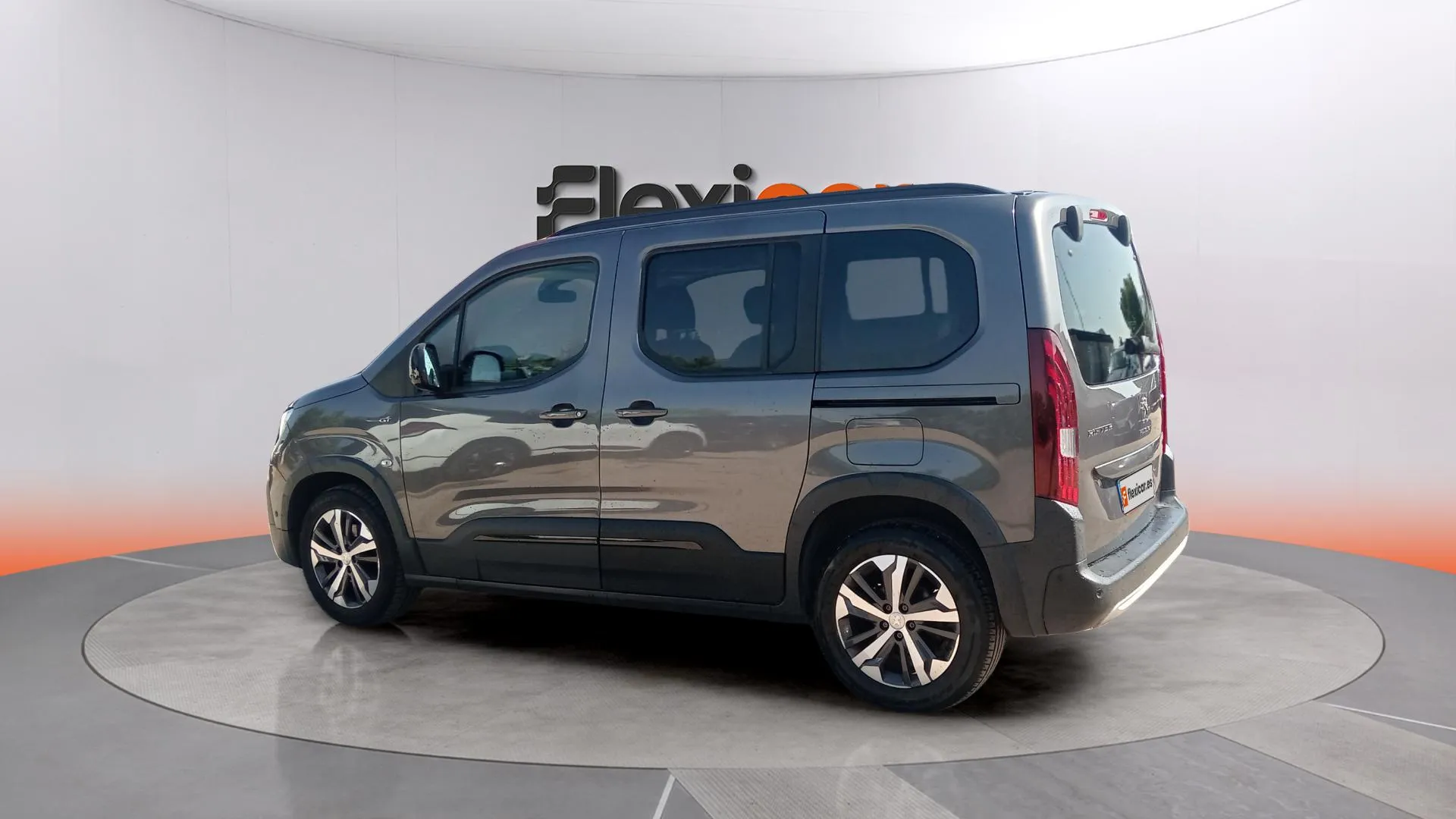 Peugeot Rifter GT BlueHDi 100 - foto 7