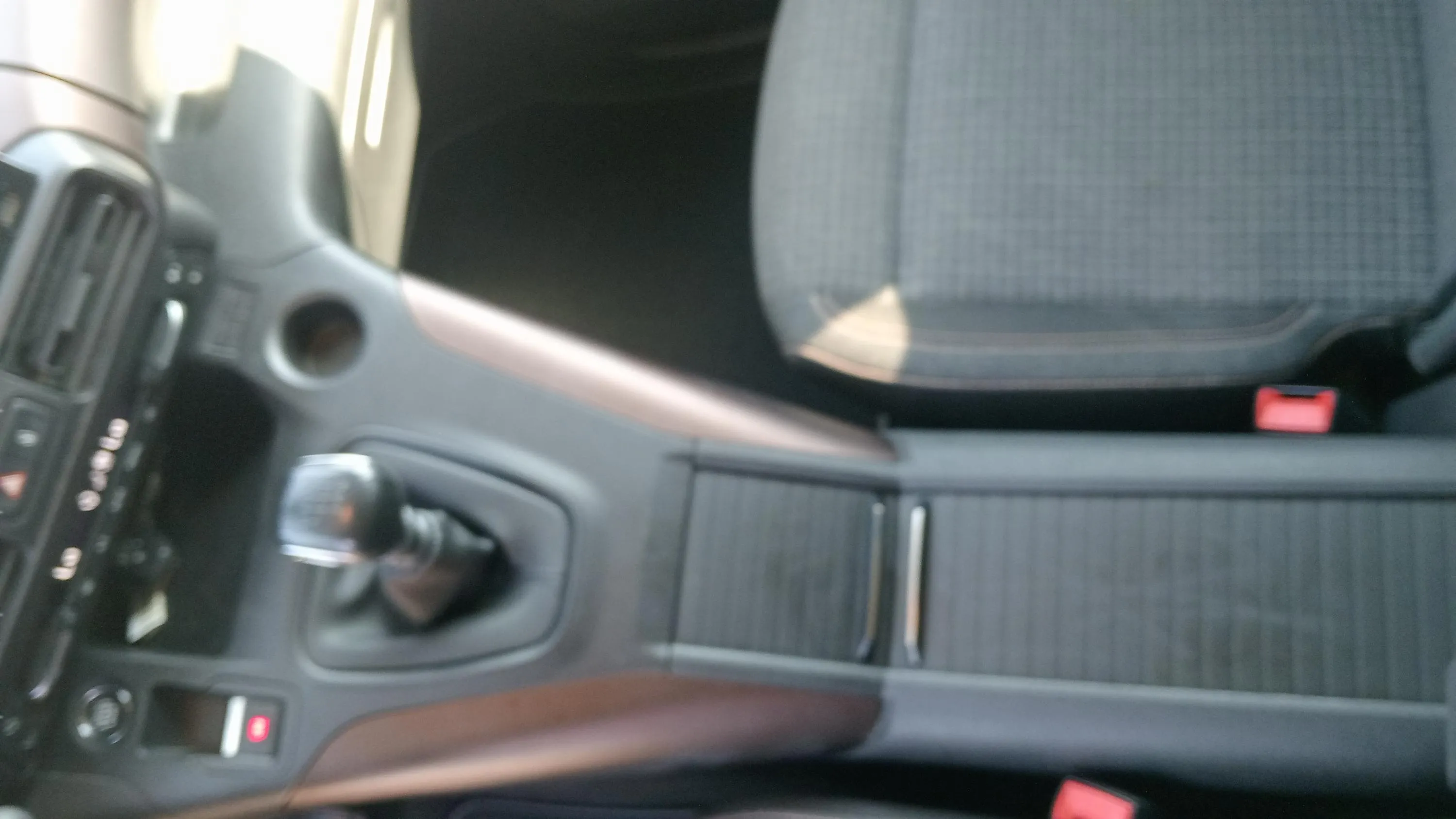 Peugeot Rifter GT BlueHDi 100 - foto 23