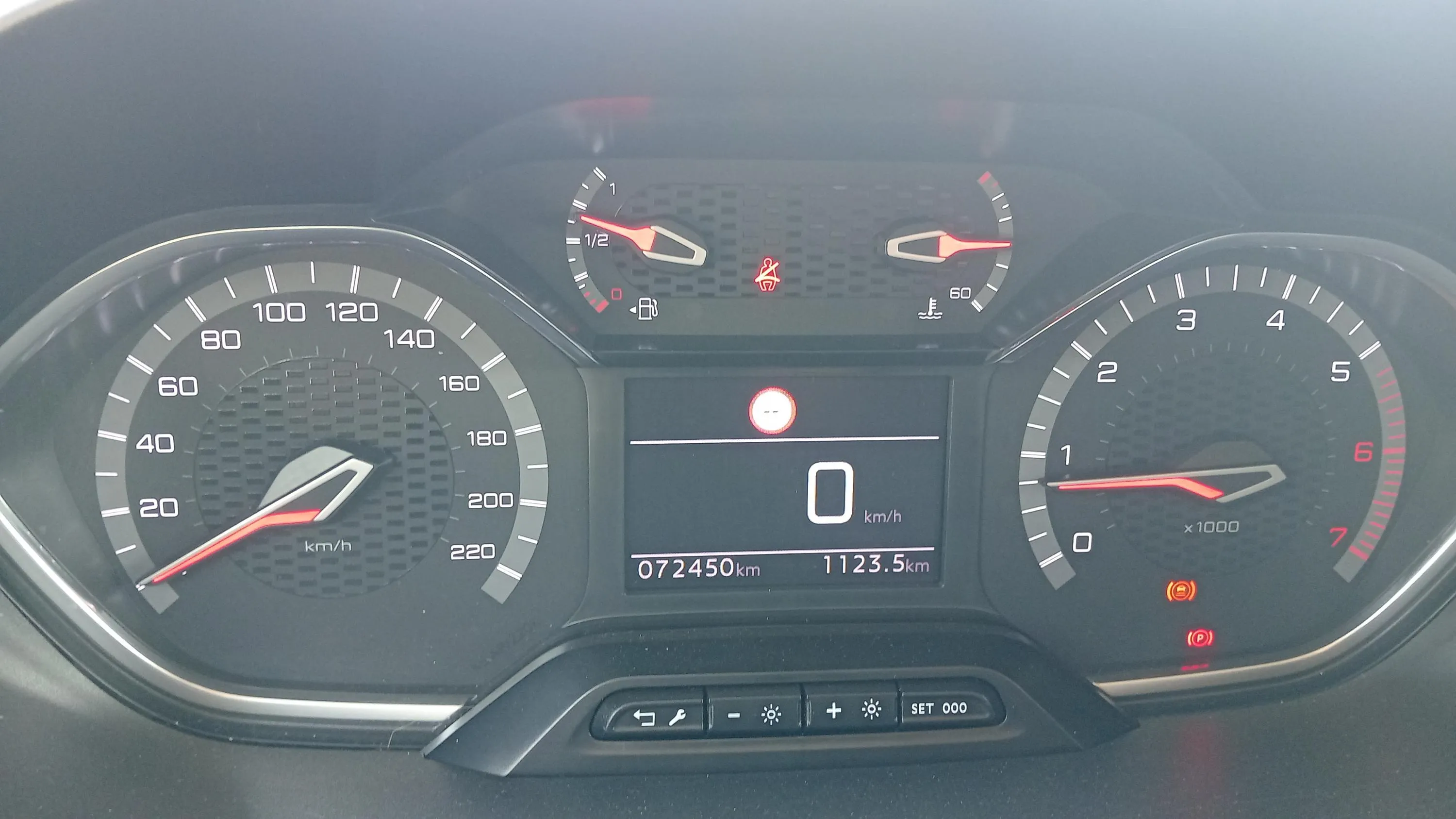 Peugeot Rifter GT BlueHDi 100 - foto 16