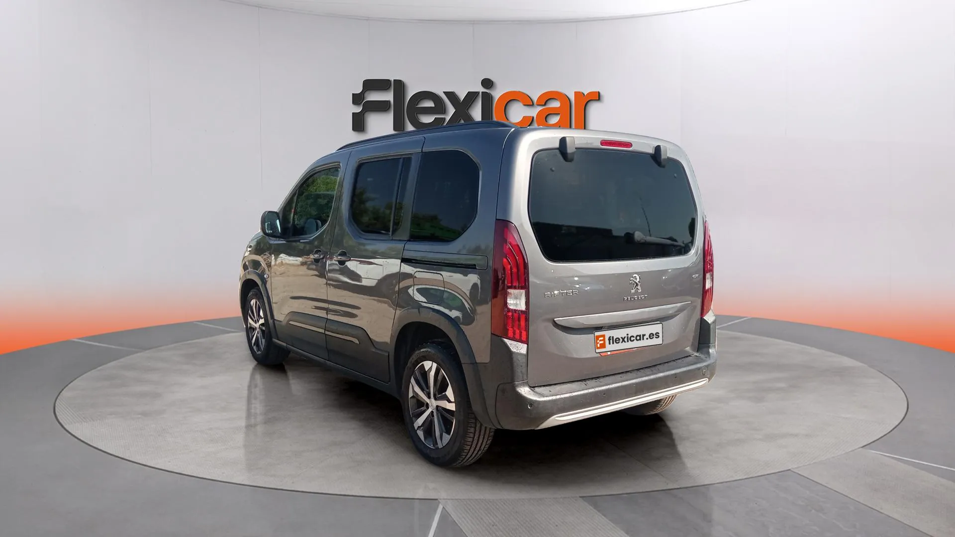 Peugeot Rifter GT BlueHDi 100 - foto 8