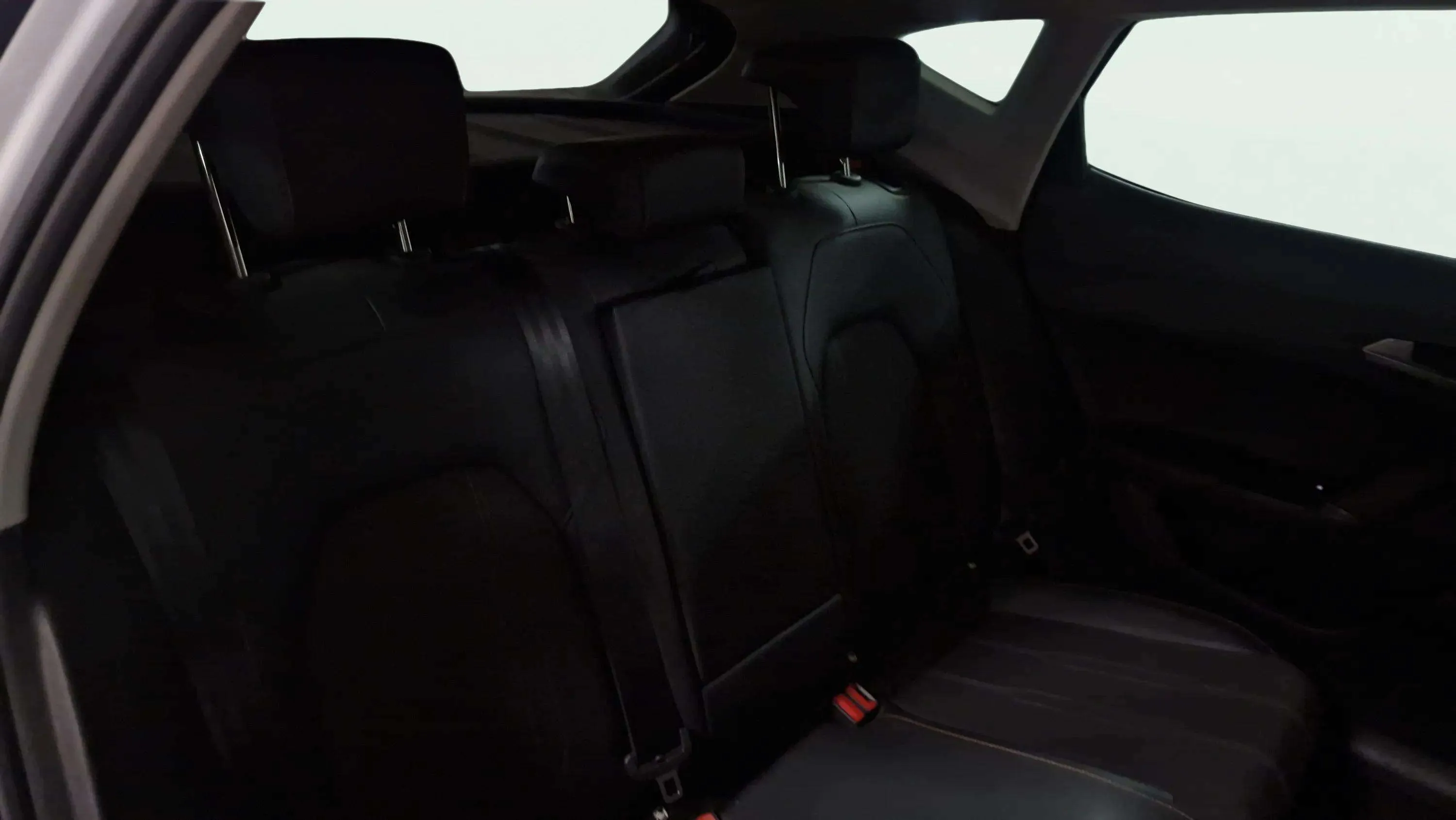 Cupra Formentor 1.5 TSI DSG - foto 24