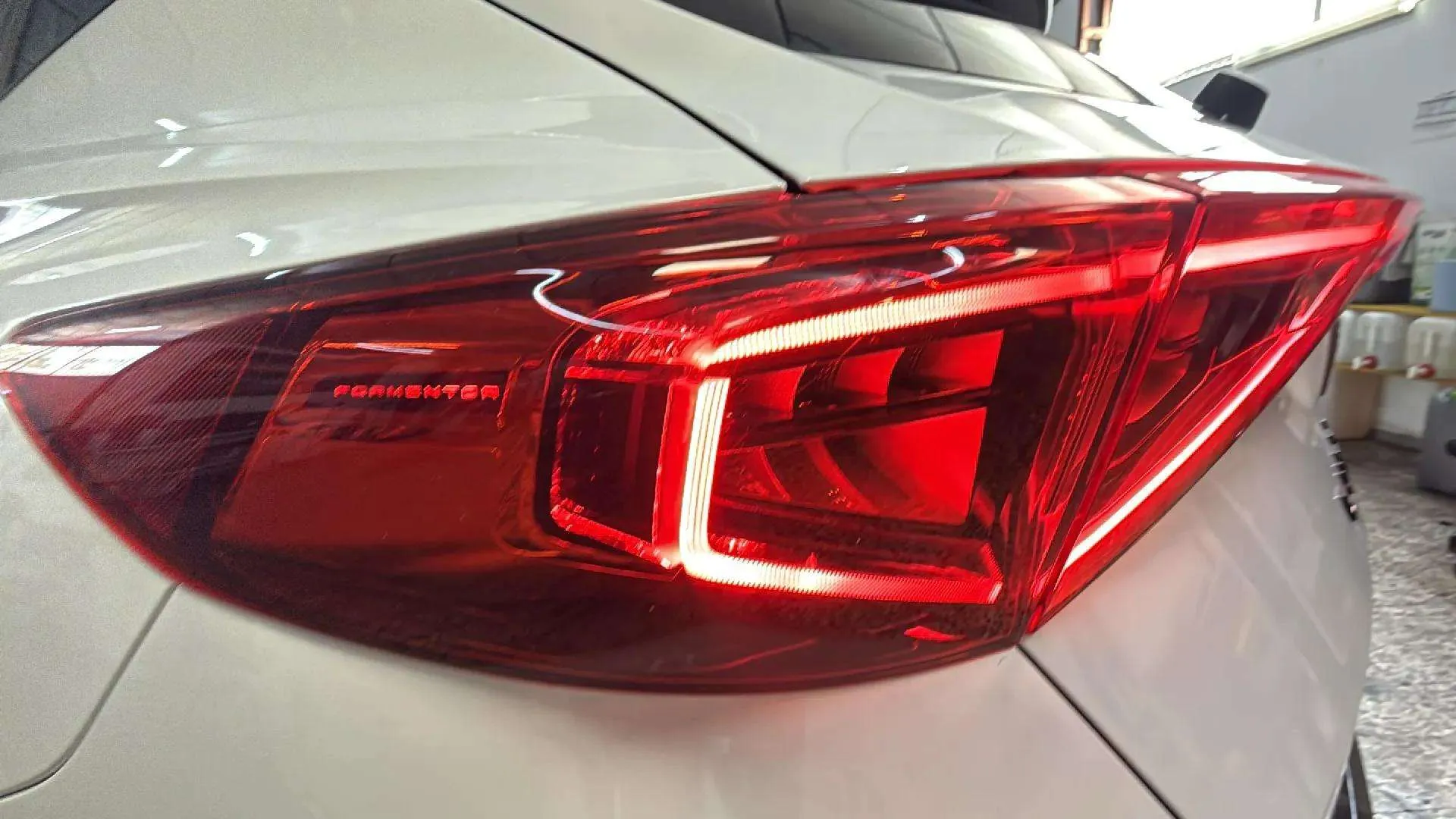 Cupra Formentor 1.5 TSI DSG - foto 10