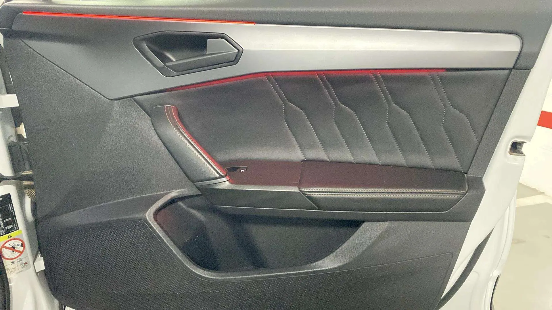 Cupra Formentor 1.5 TSI DSG - foto 27