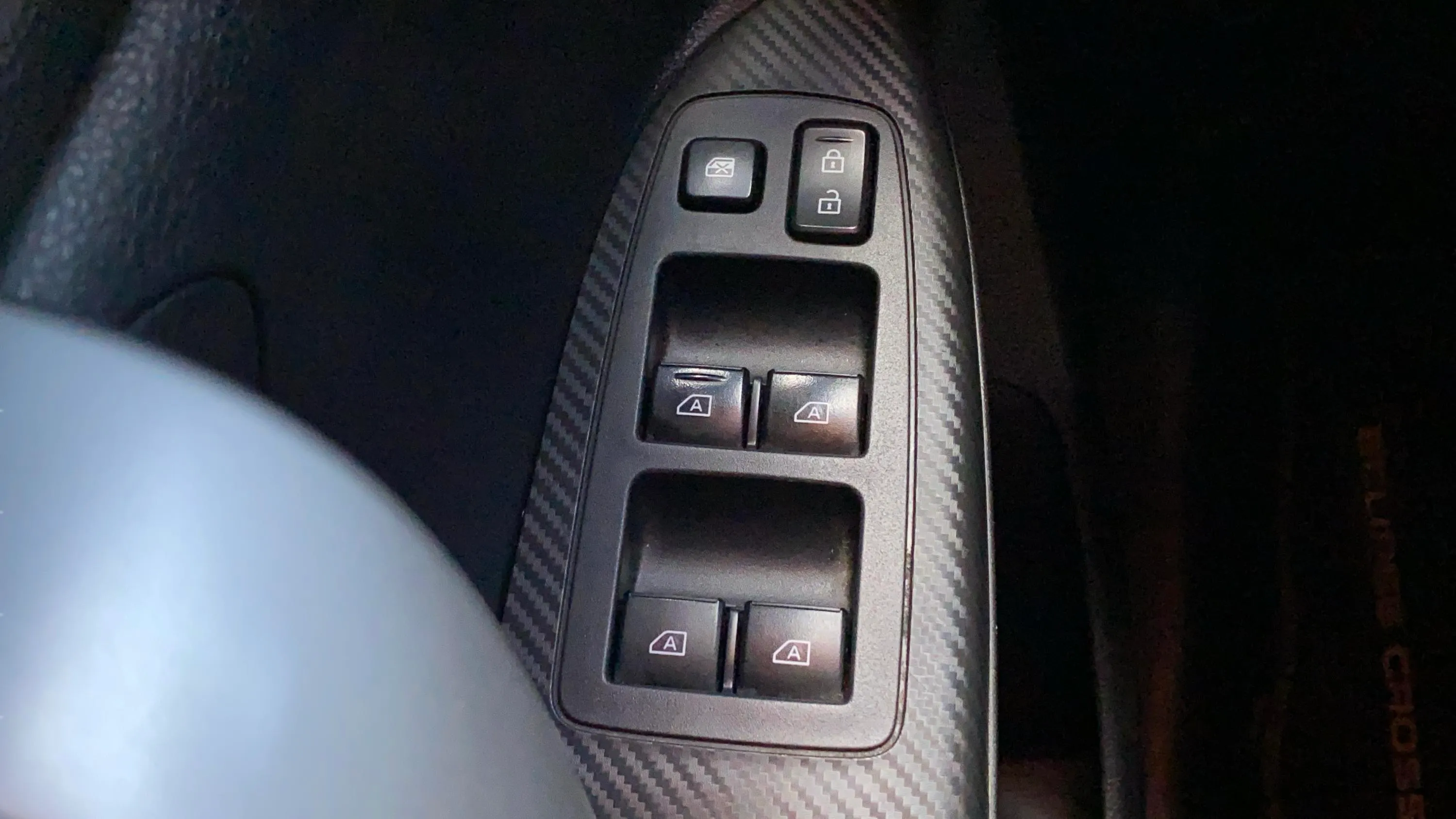 Mitsubishi Eclipse Cross 2.4 PHEV Kaiteki 4WD - foto 17