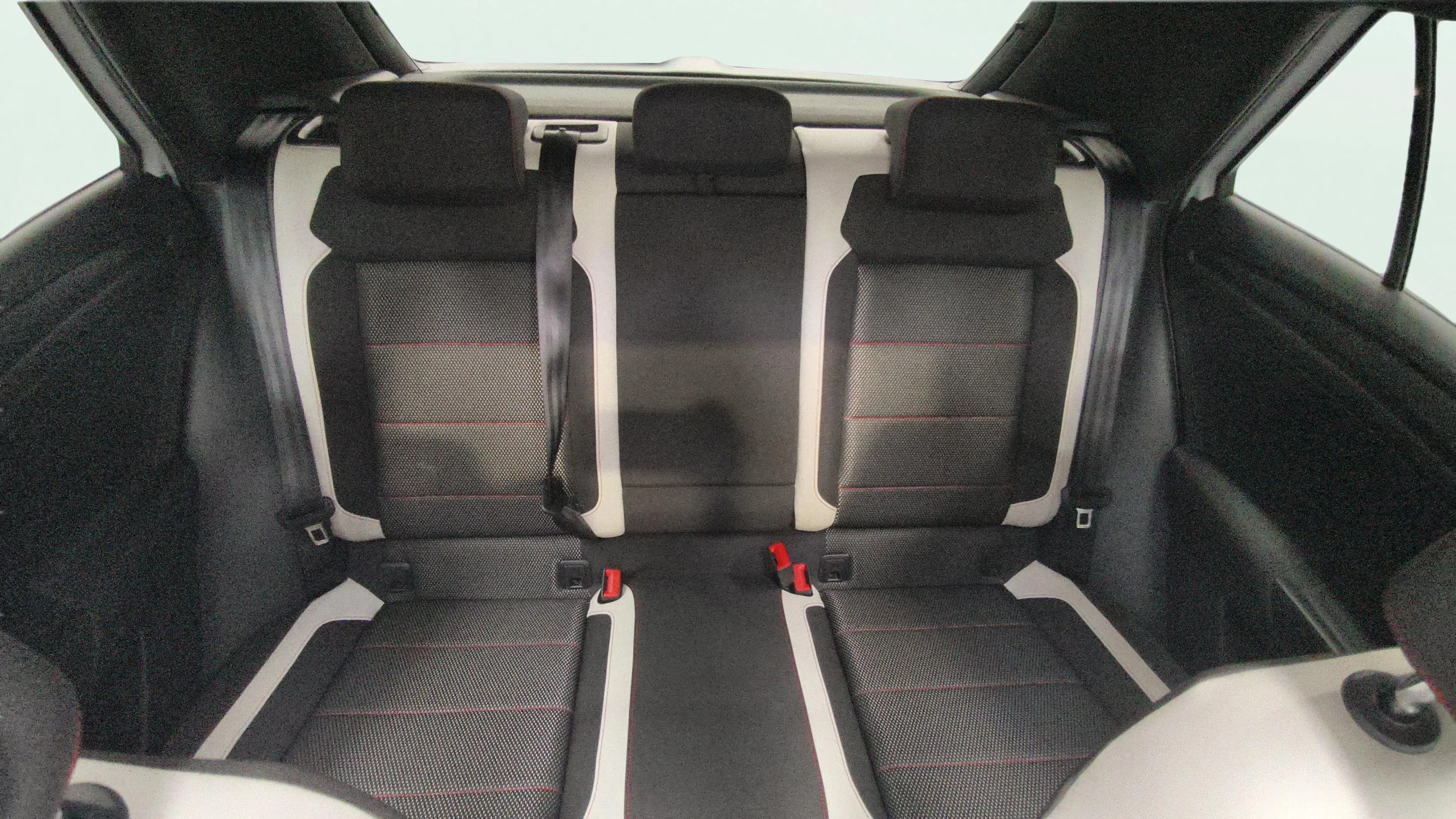 Volkswagen T-Roc Sport 2.0 TSI 4 Motion DSG - foto 13