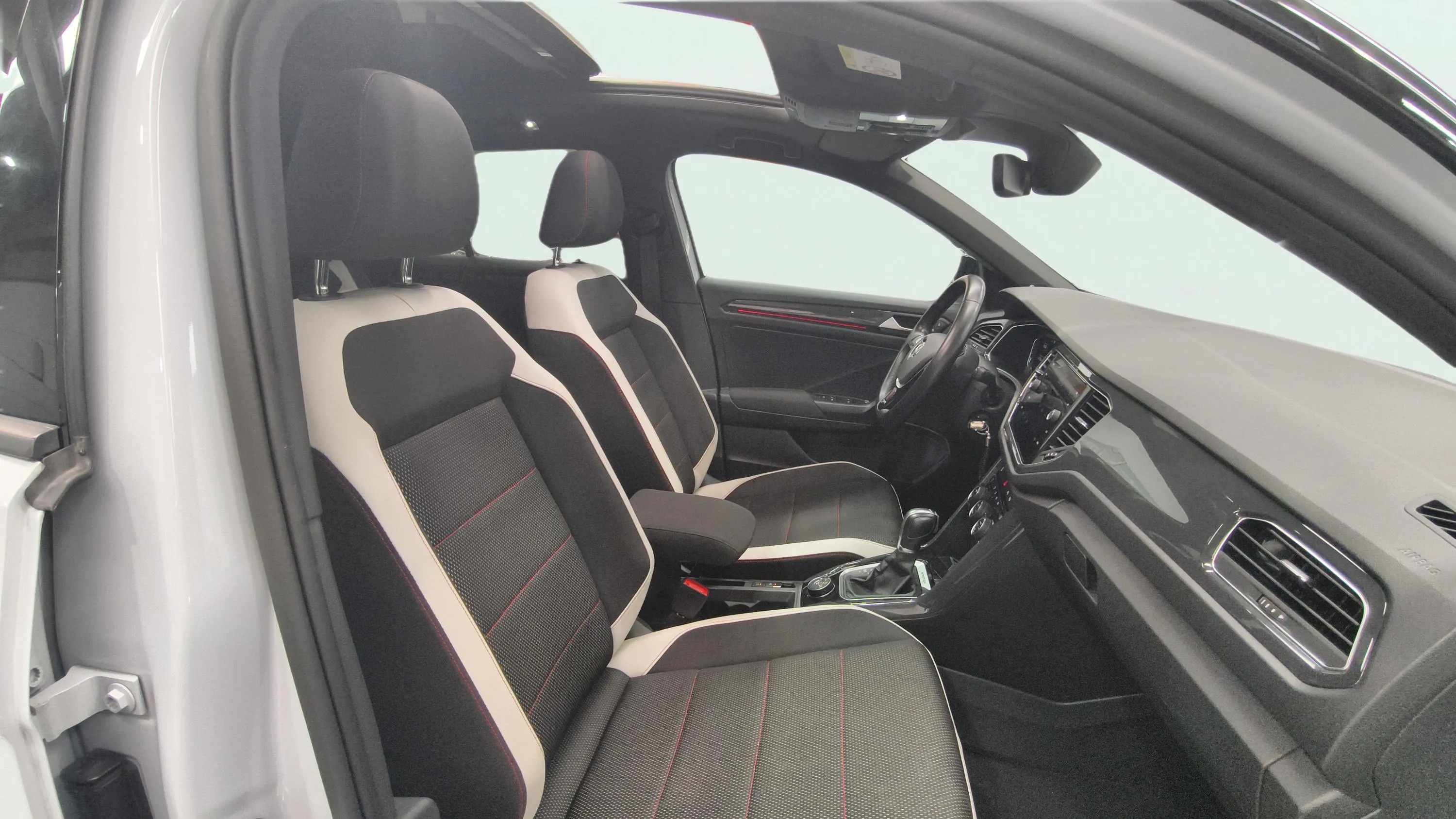 Volkswagen T-Roc Sport 2.0 TSI 4 Motion DSG - foto 11