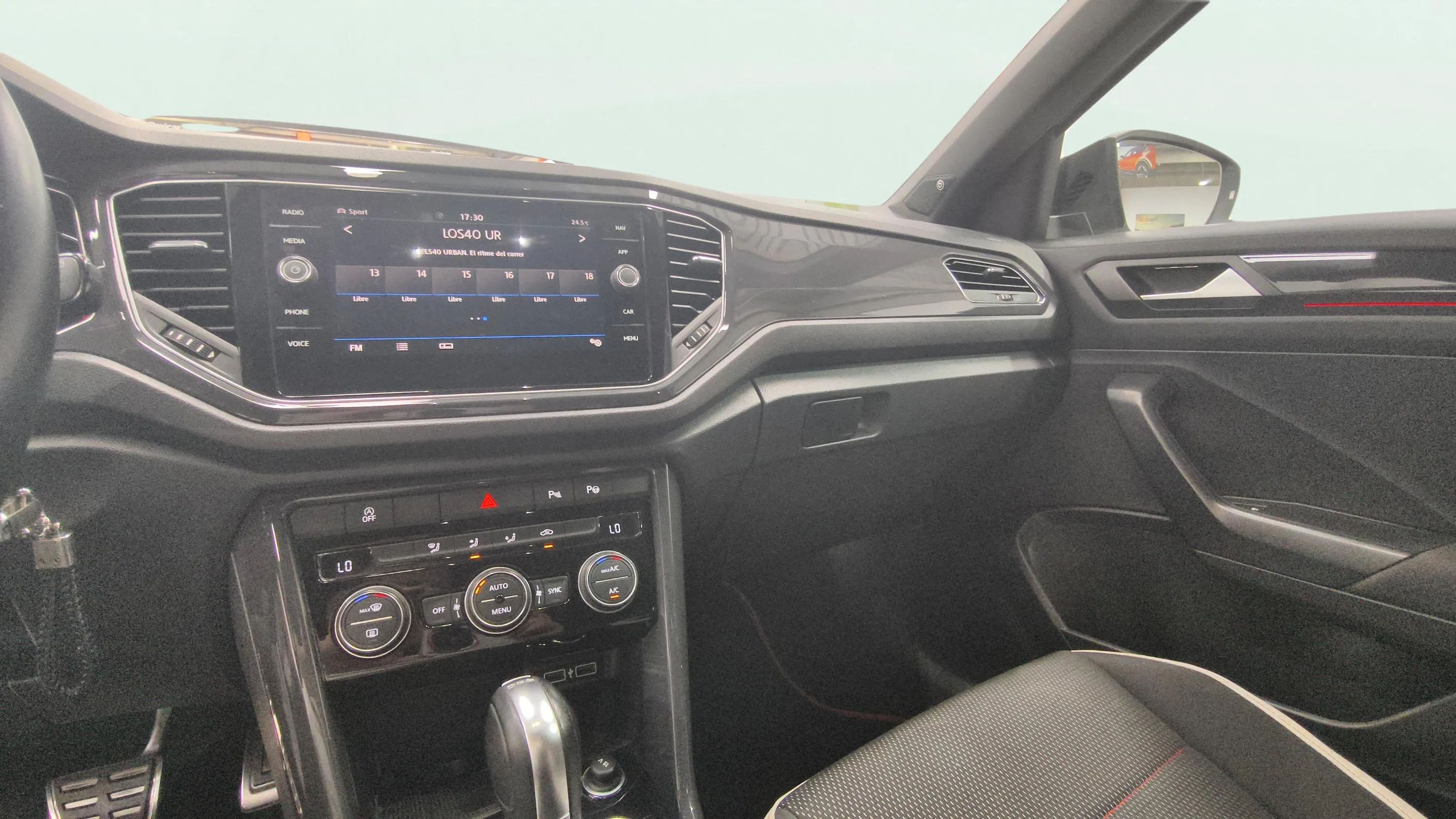 Volkswagen T-Roc Sport 2.0 TSI 4 Motion DSG - foto 8