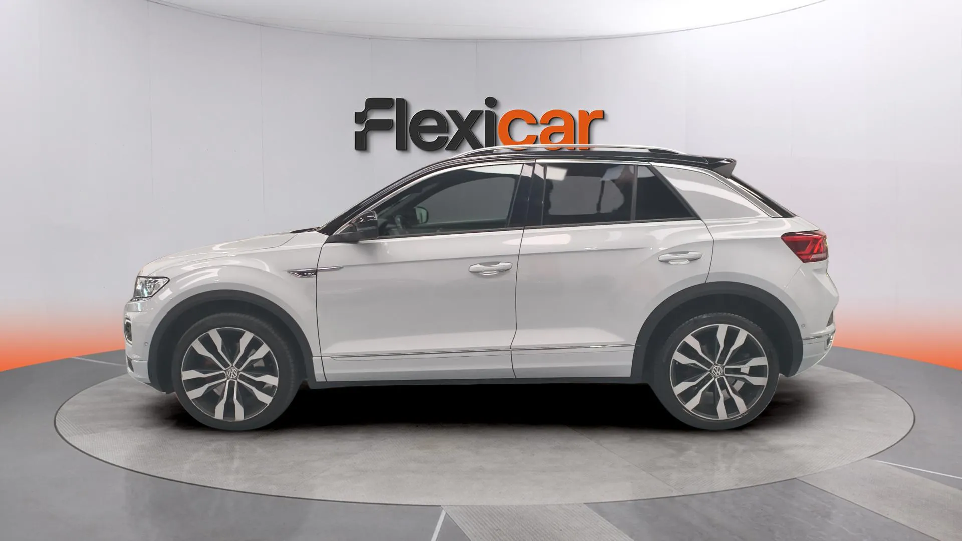 Volkswagen T-Roc Sport 2.0 TSI 4 Motion DSG - foto 6