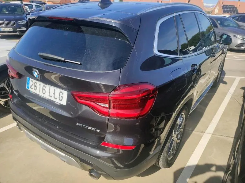 BMW X3 xDrive30e - foto 3