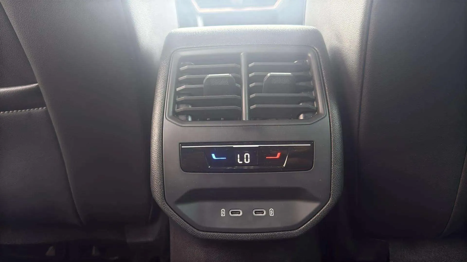 Cupra Formentor 1.5 TSI DSG - foto 24
