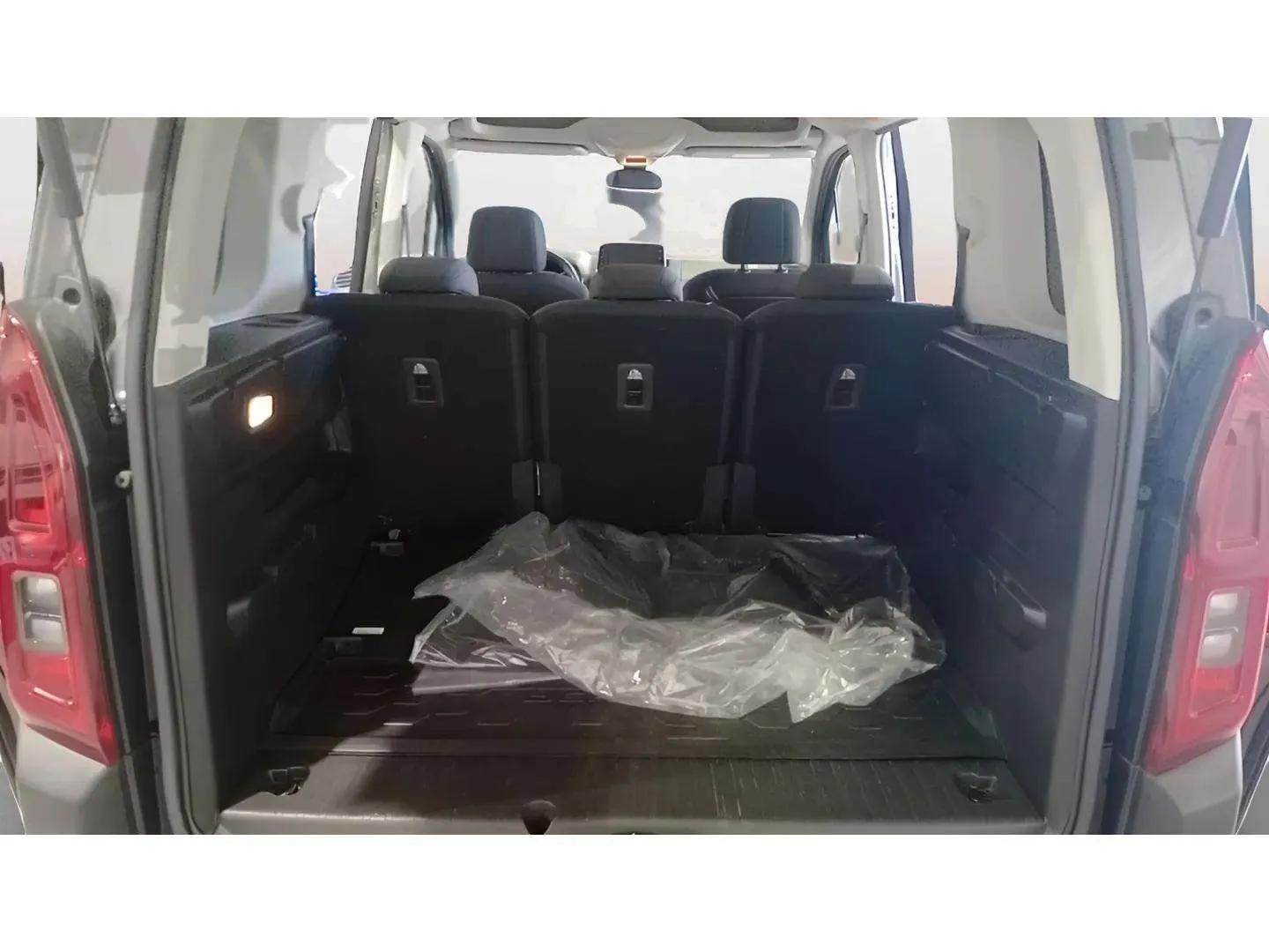 Citroën Berlingo Talla M BlueHDi 100 Shine - foto 23