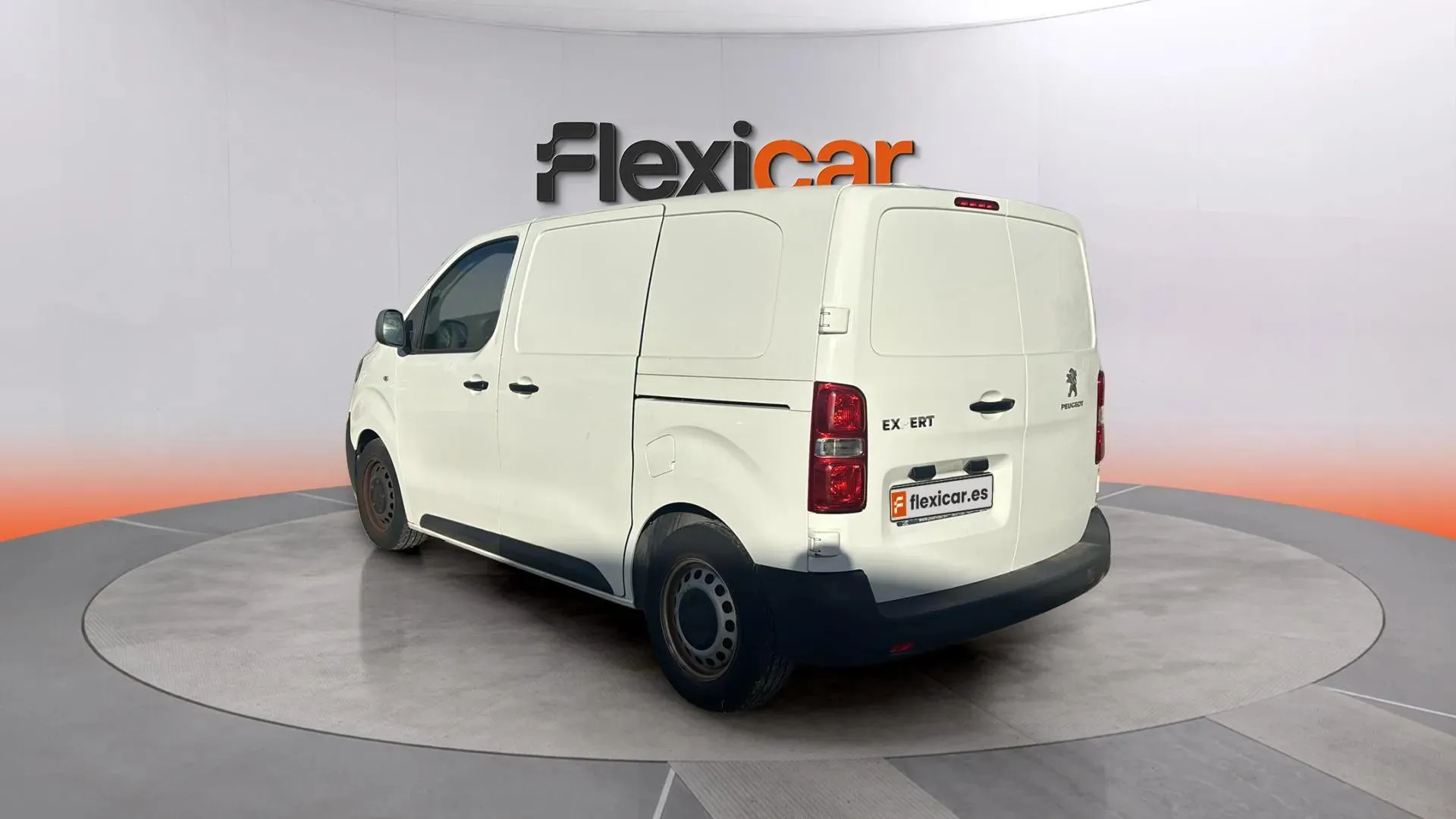Peugeot Expert furgon pro BlueHDi 95 Compact - foto 5
