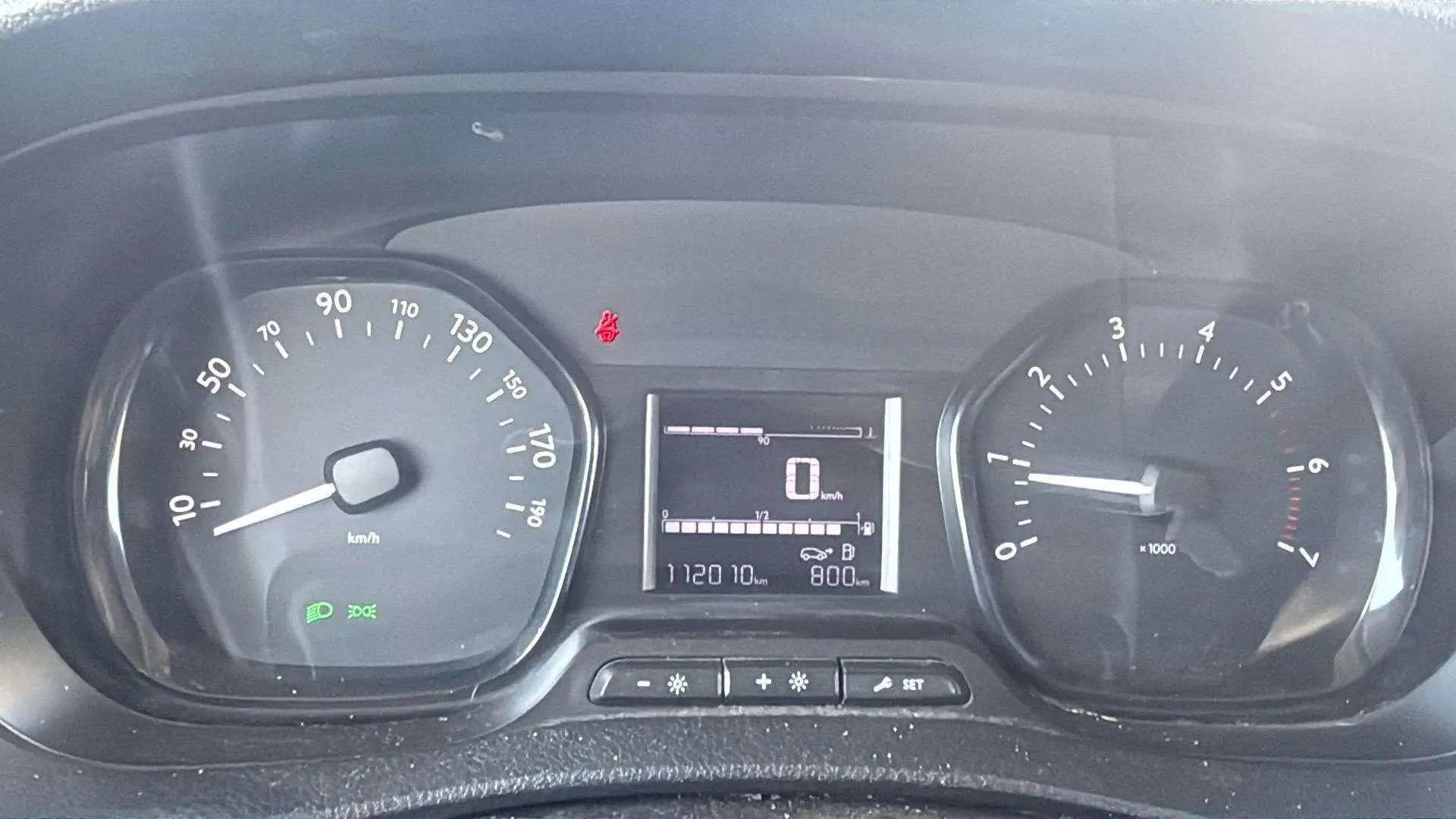 Peugeot Expert furgon pro BlueHDi 95 Compact - foto 18