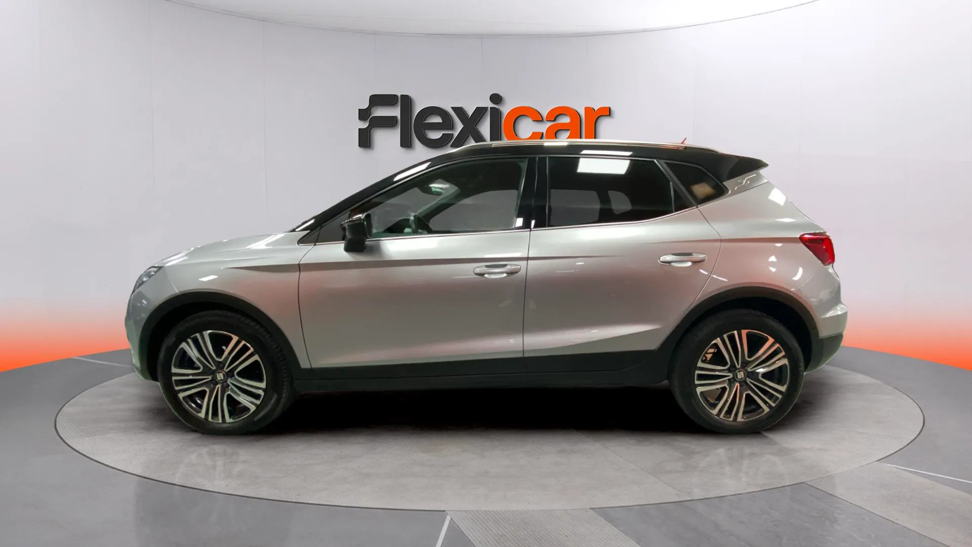 SEAT Arona 1.0 TSI DSG Xcellence Eco - foto 4