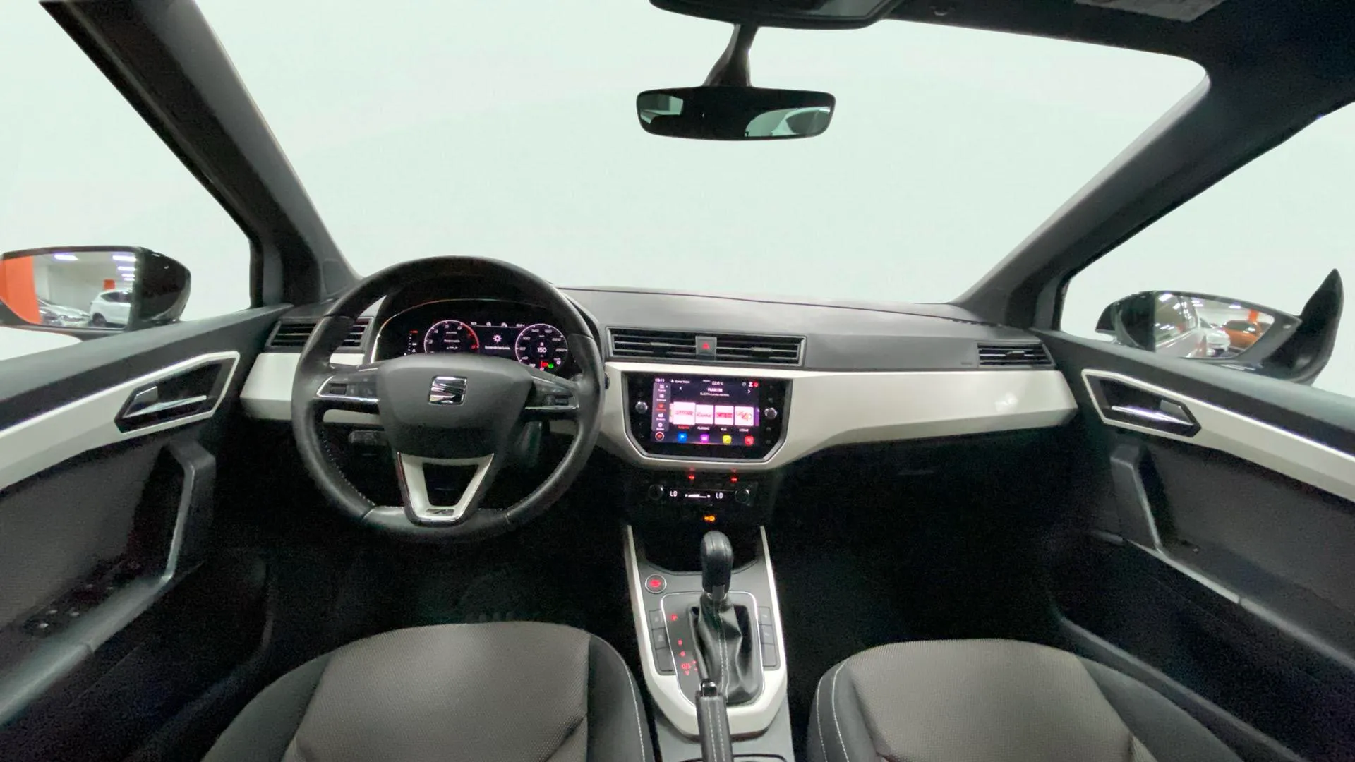 SEAT Arona 1.0 TSI DSG Xcellence Eco - foto 6