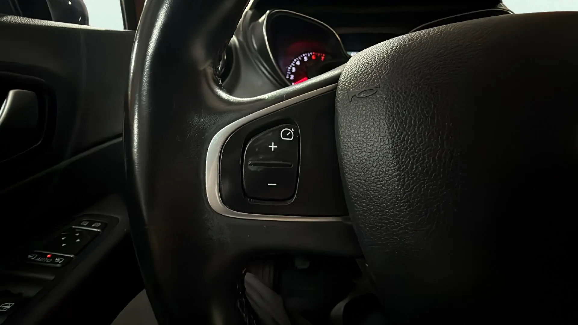 Renault Captur Zen TCe GPF - foto 10