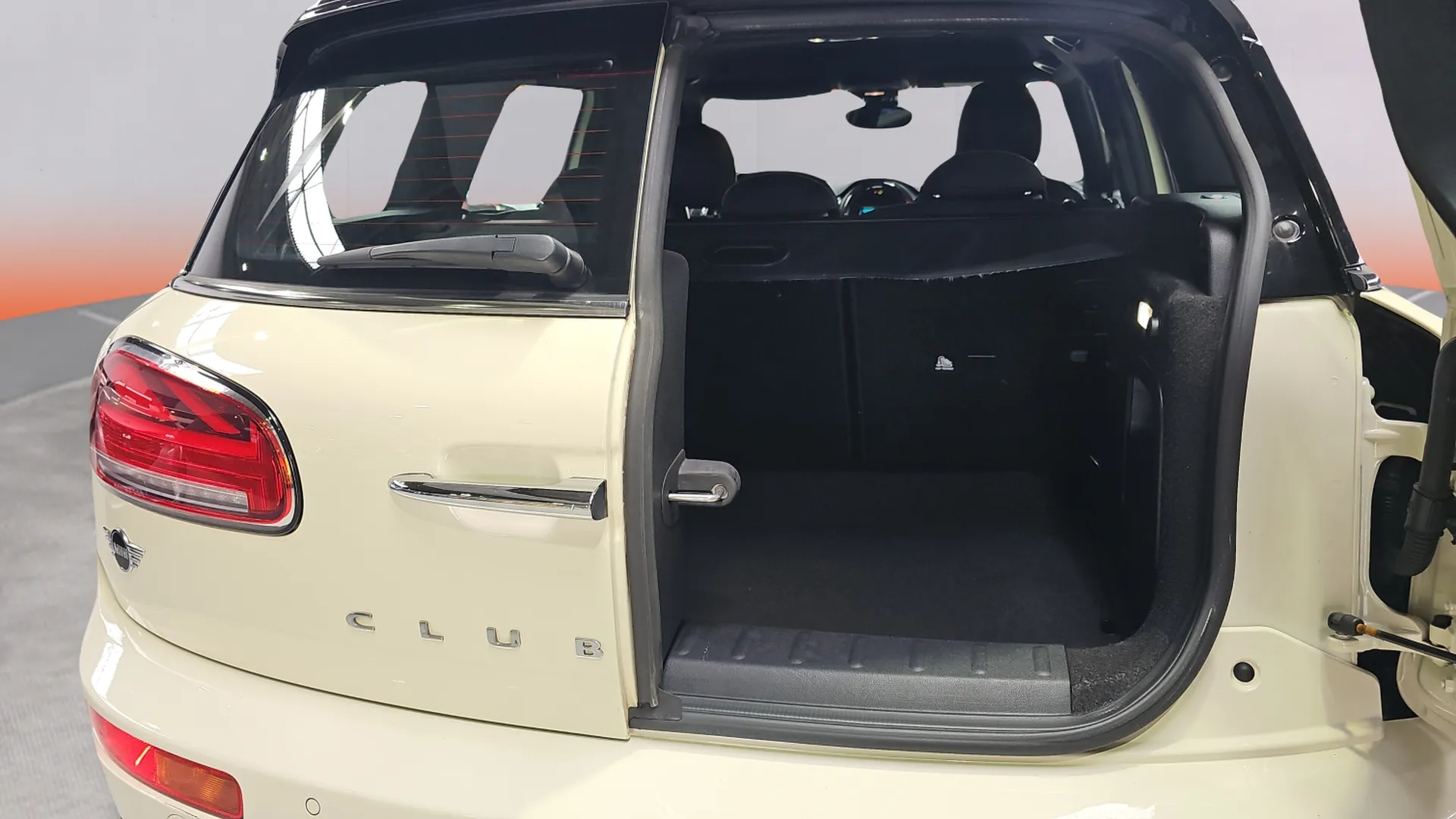 MINI Clubman One - foto 9