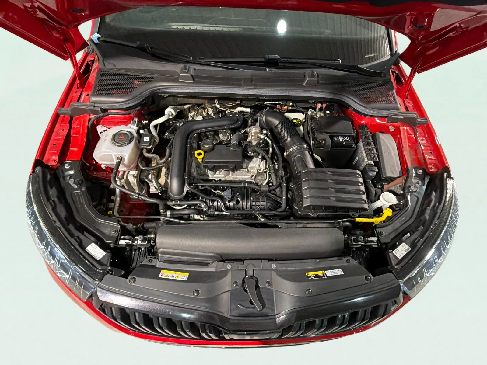 Škoda Kamiq 1.5 TSI DSG Selection - foto 20