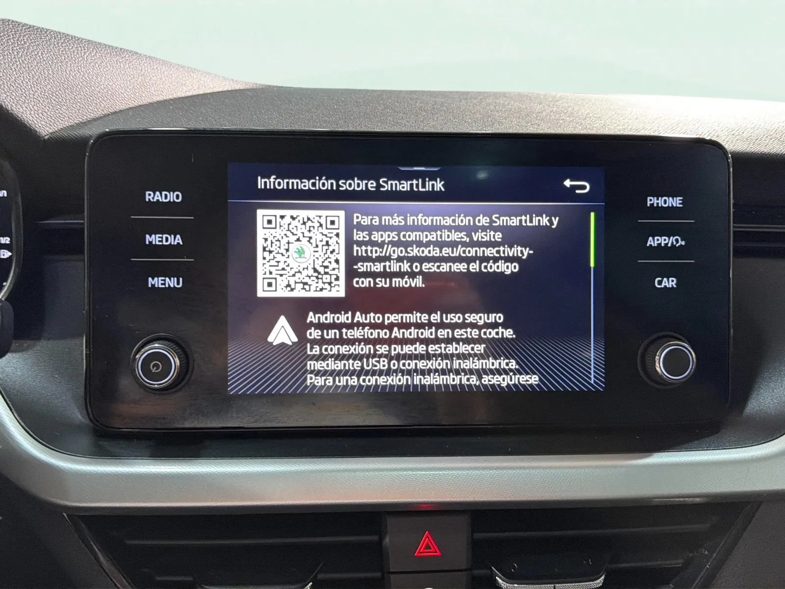 Škoda Kamiq 1.5 TSI DSG Selection - foto 11