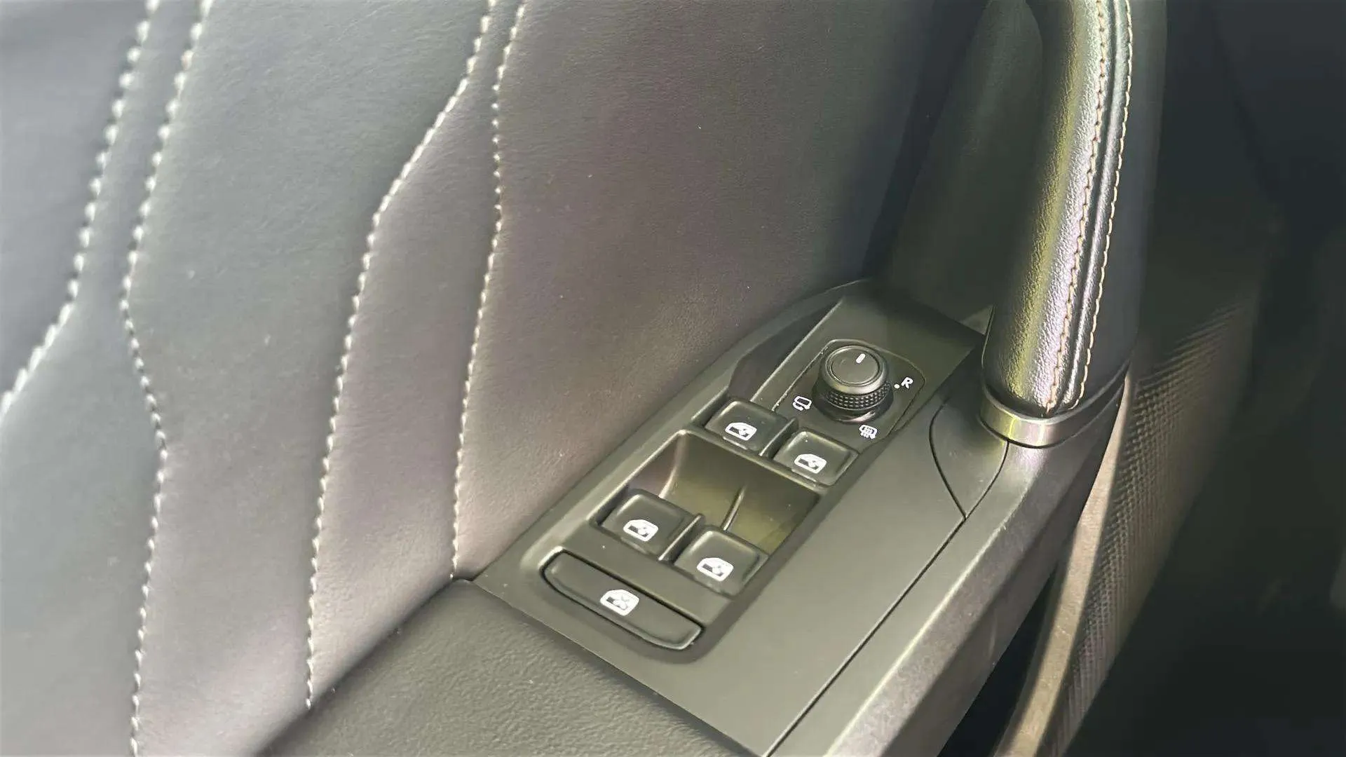 Cupra Formentor 1.5 TSI DSG - foto 18
