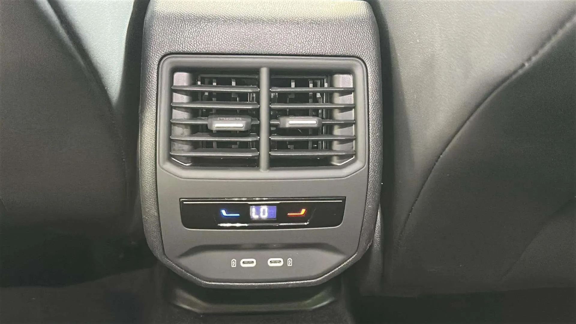 Cupra Formentor 1.5 TSI DSG - foto 17