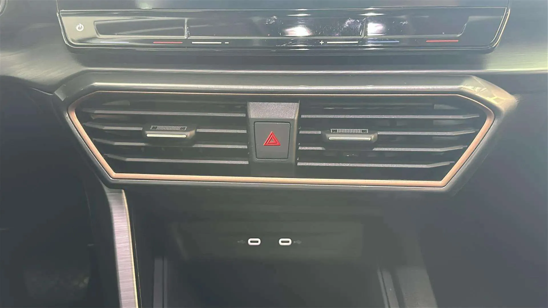 Cupra Formentor 1.5 TSI DSG - foto 15